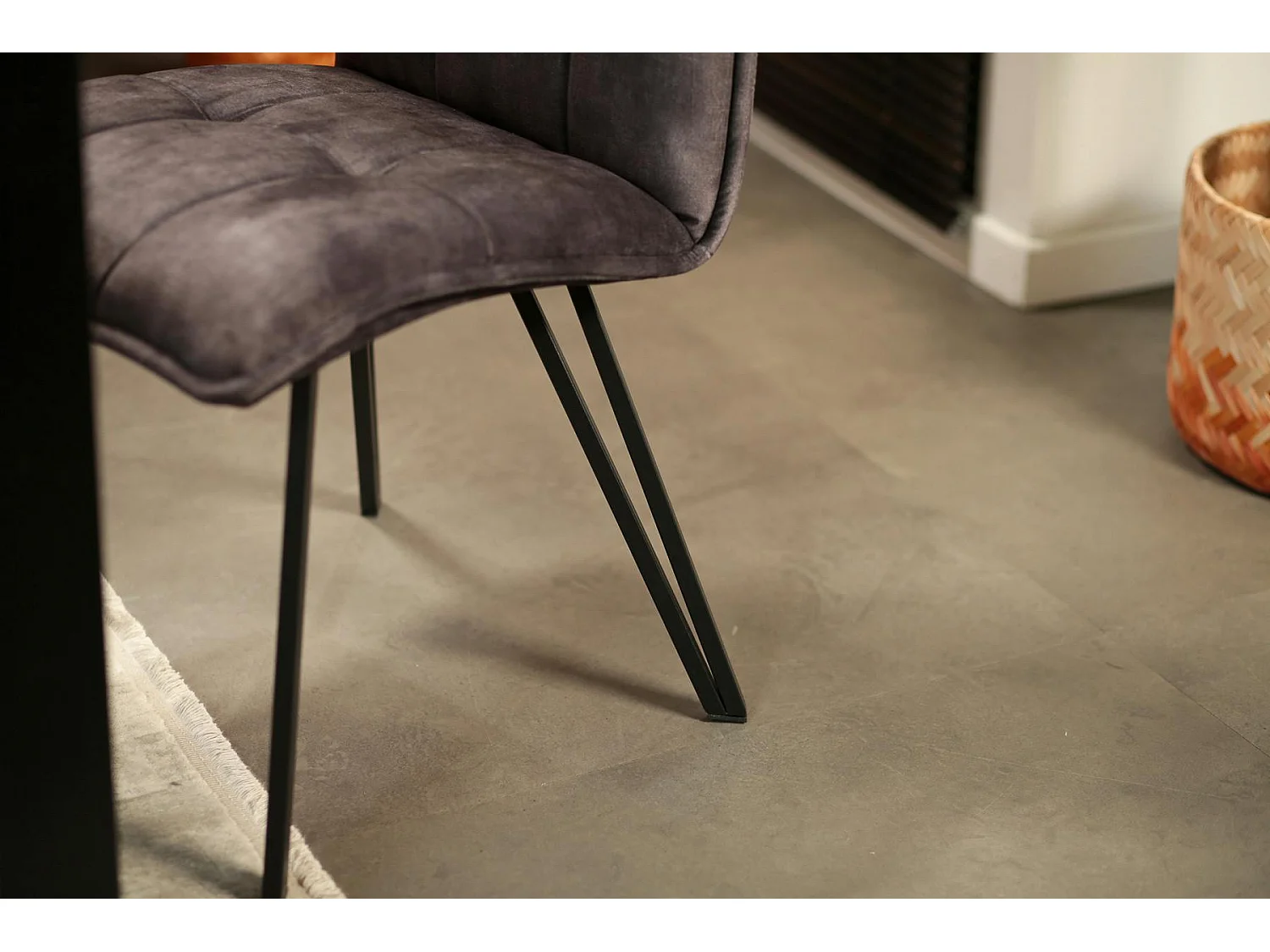 Chaise de salle à manger gris anthracite avec pieds épingle (lot de 2) MALMOE