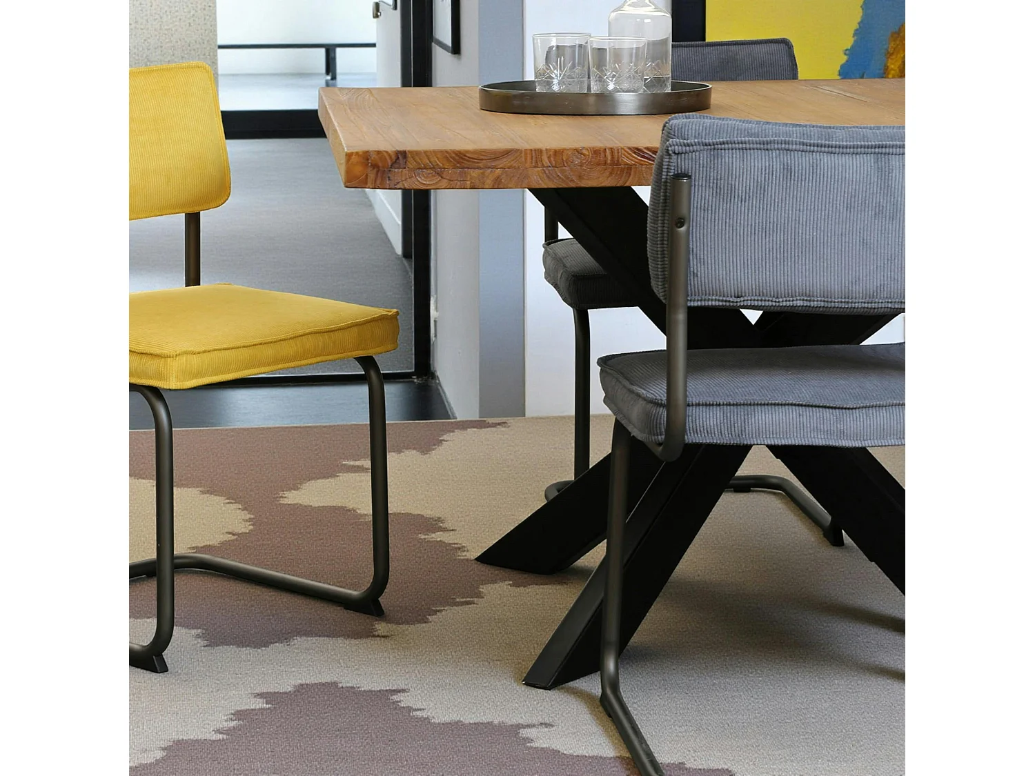 Chaise velours gris piètement luge (lot de 2) MALMOE