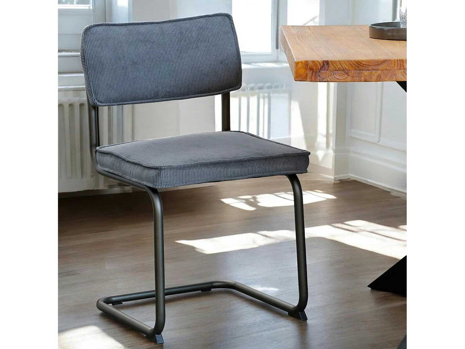 Chaise velours gris piètement luge (lot de 2) MALMOE