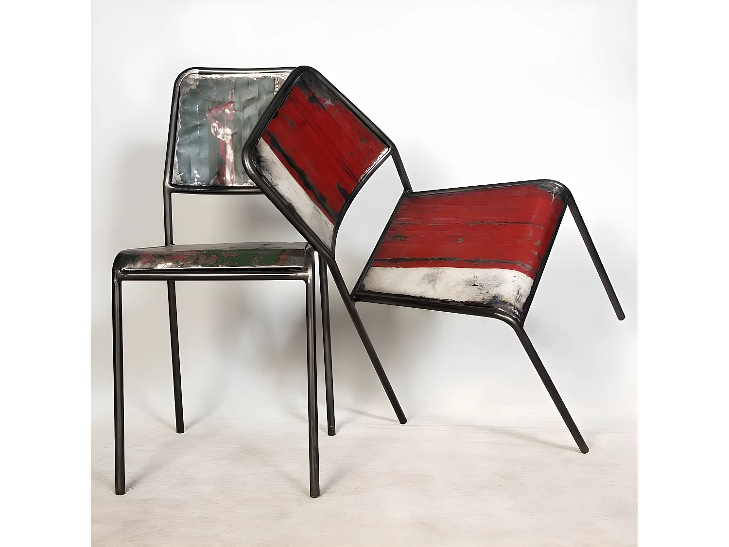 Chaise industrielle métal recyclé CARAVELLE