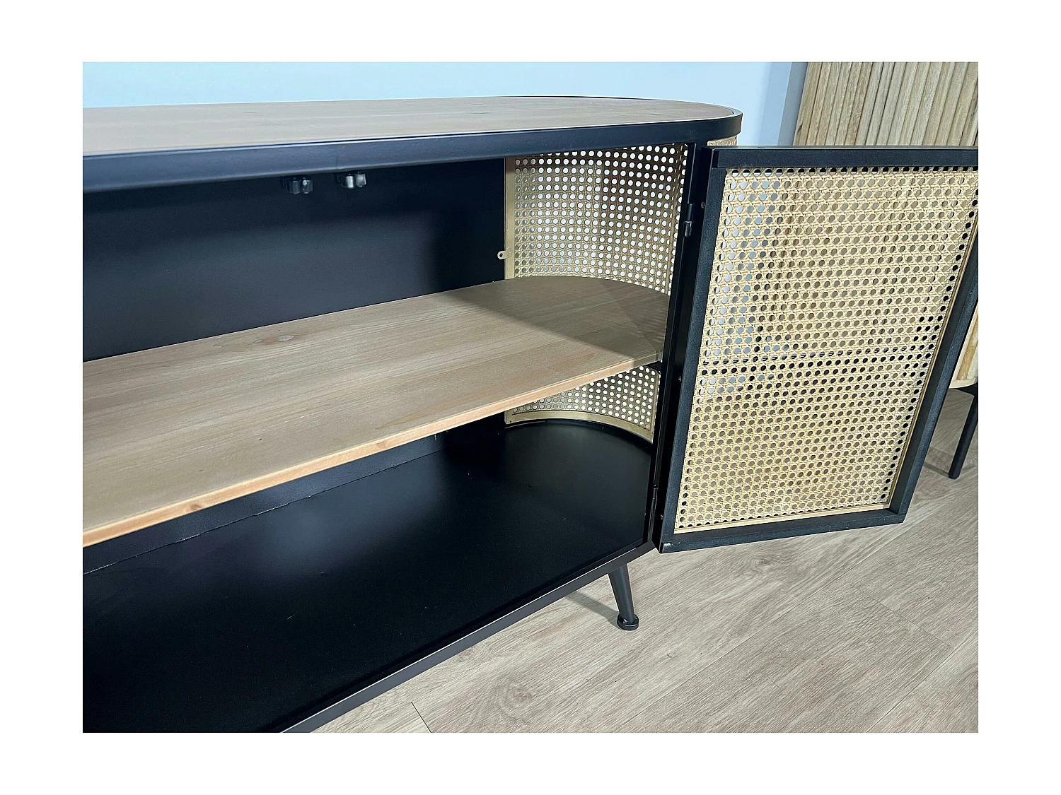 Buffet en cannage métallique 2 portes HAAG