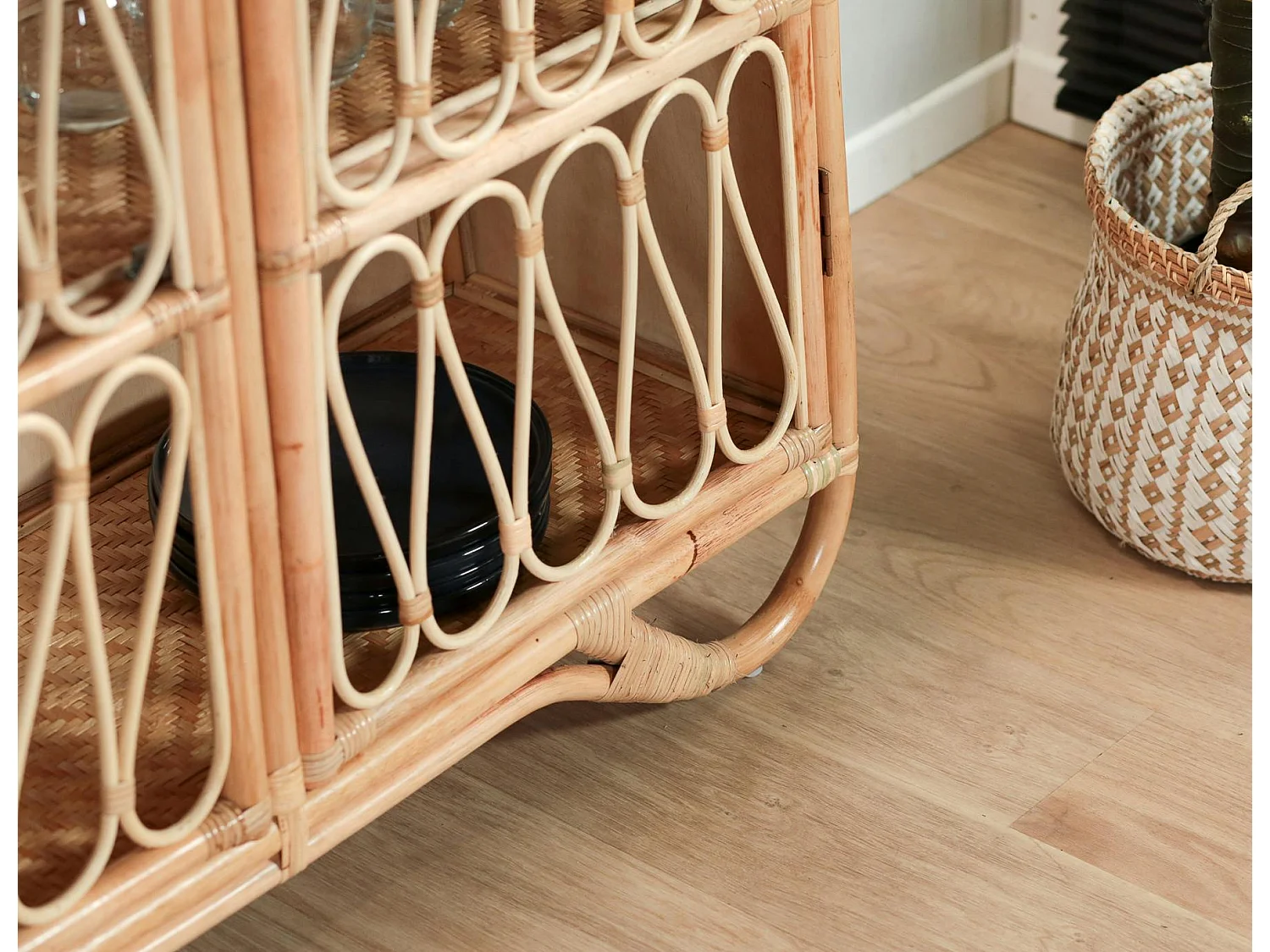 Buffet en rotin avec façade ajourée BALI