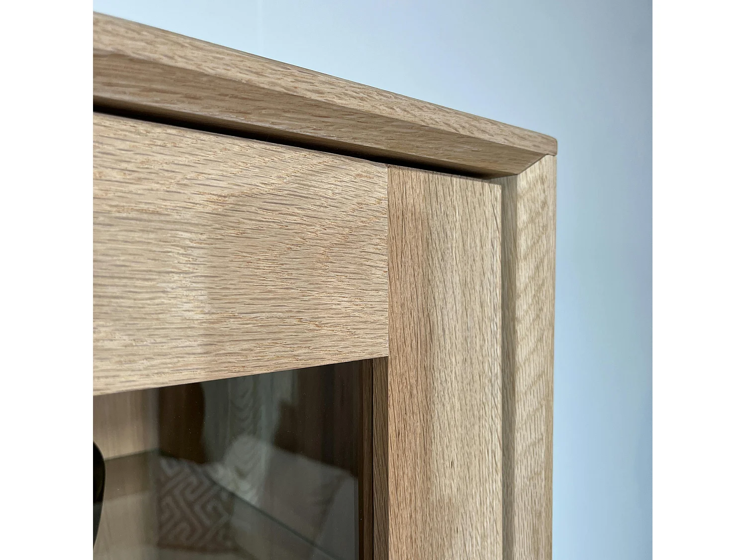 Buffet haut en chêne massif blanc éclairage led PALERME