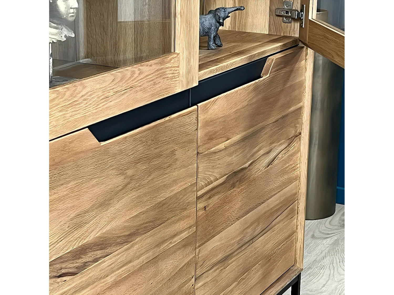 Buffet haut en chêne massif huilé éclairage led PALERME