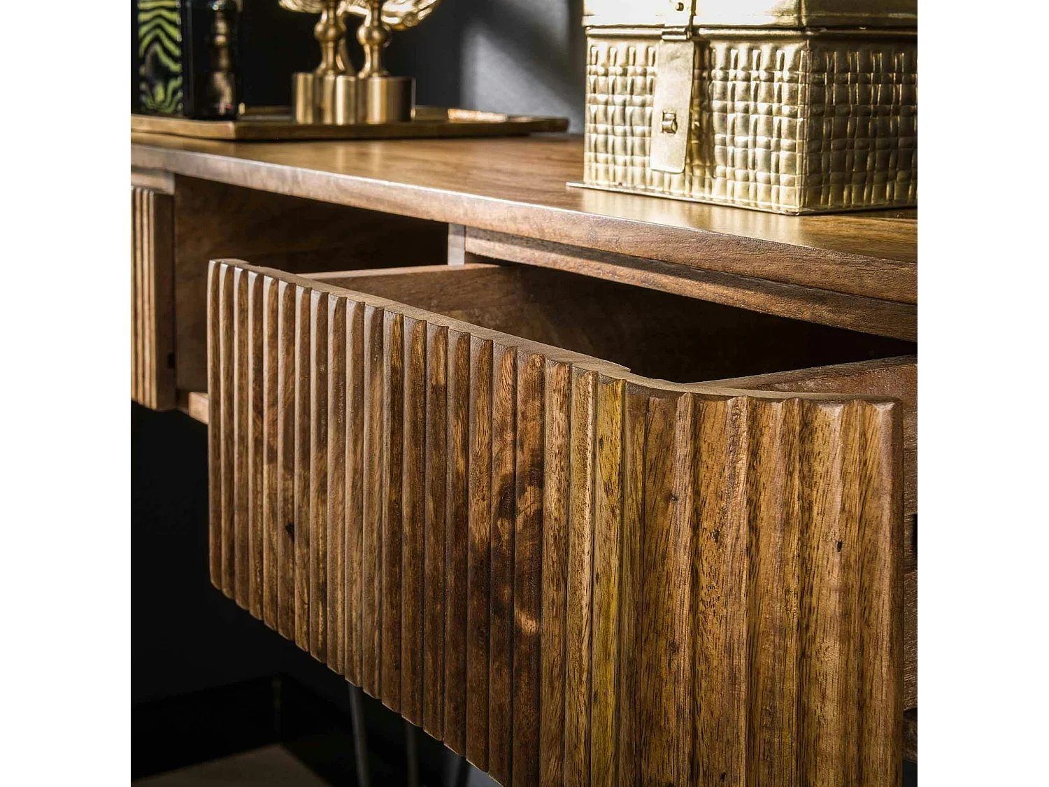 Console de chambre en bois de manguier motif baguette 2 tiroirs DELHI