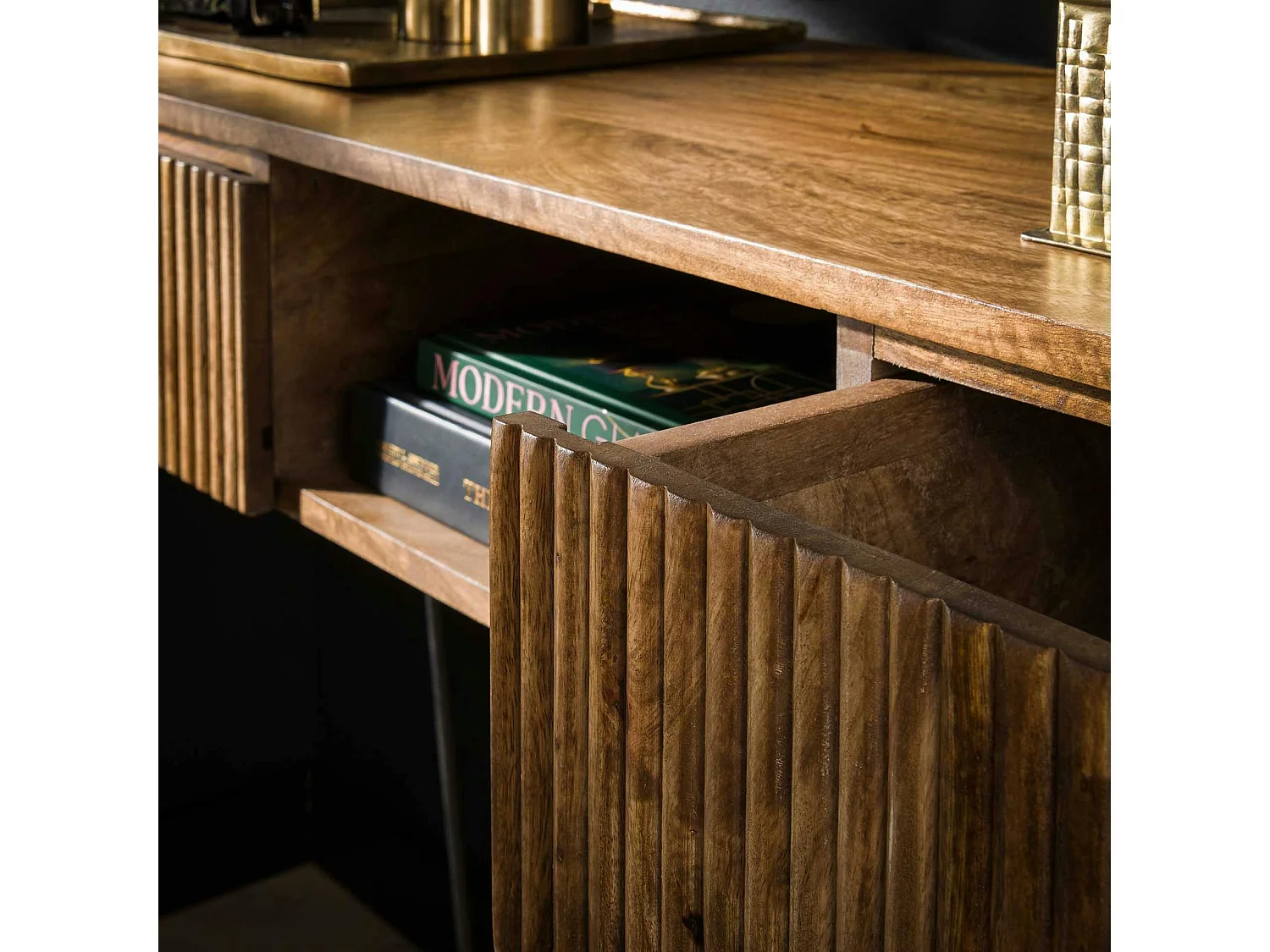 Console de chambre en bois de manguier motif baguette 2 tiroirs DELHI