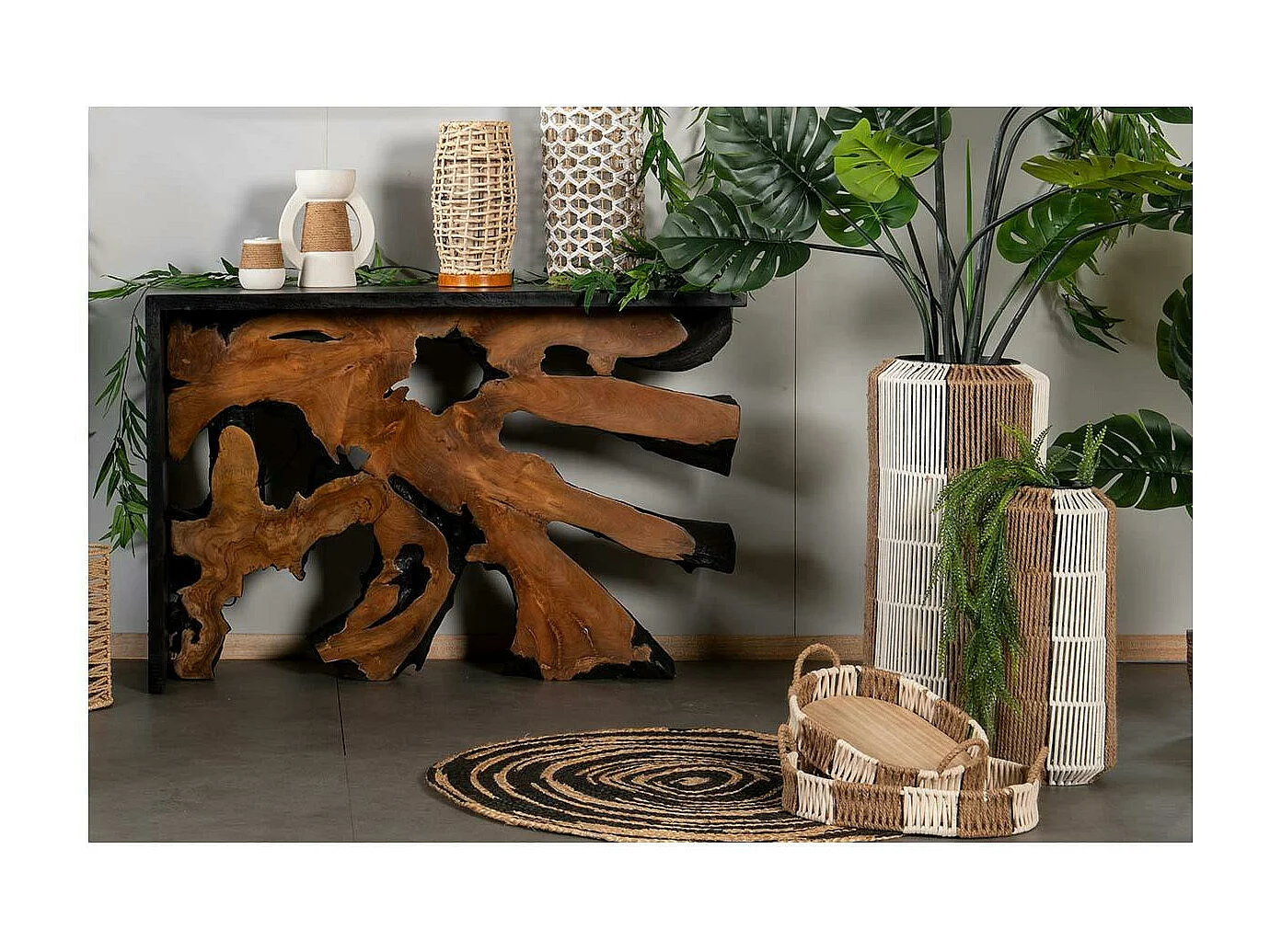 Console racine de teck contour bois noir ARIZONA