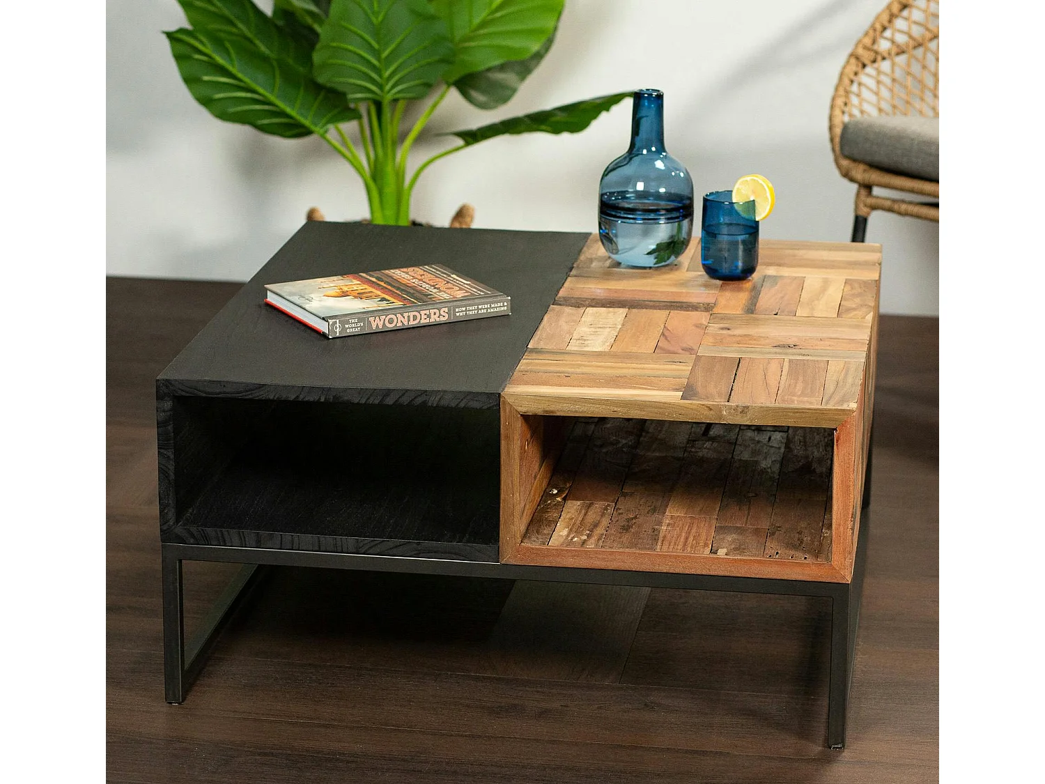 Table basse carrée bois recyclé de bateau métal DUMAI