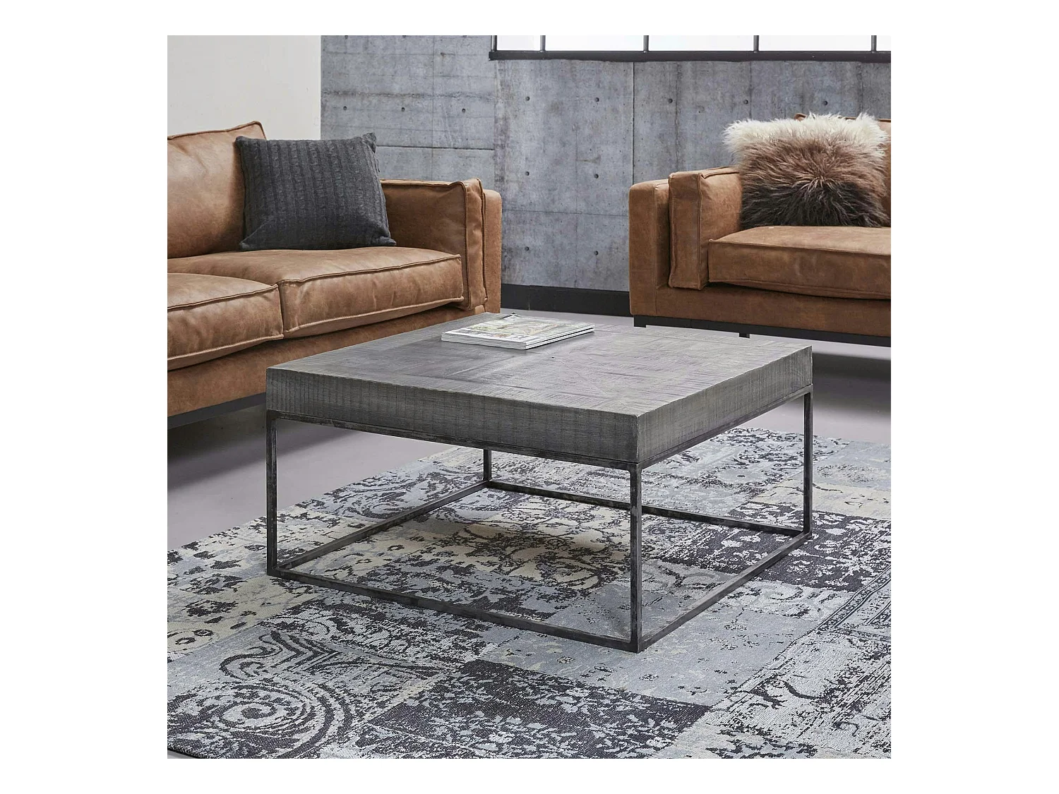 Table basse grise bois massif 80 cm LUCKNOW