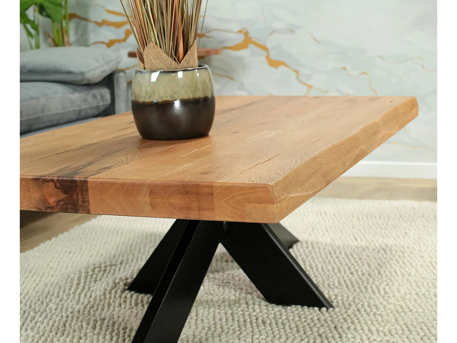 Table basse design en chêne huilé avec bords naturels PALERME
