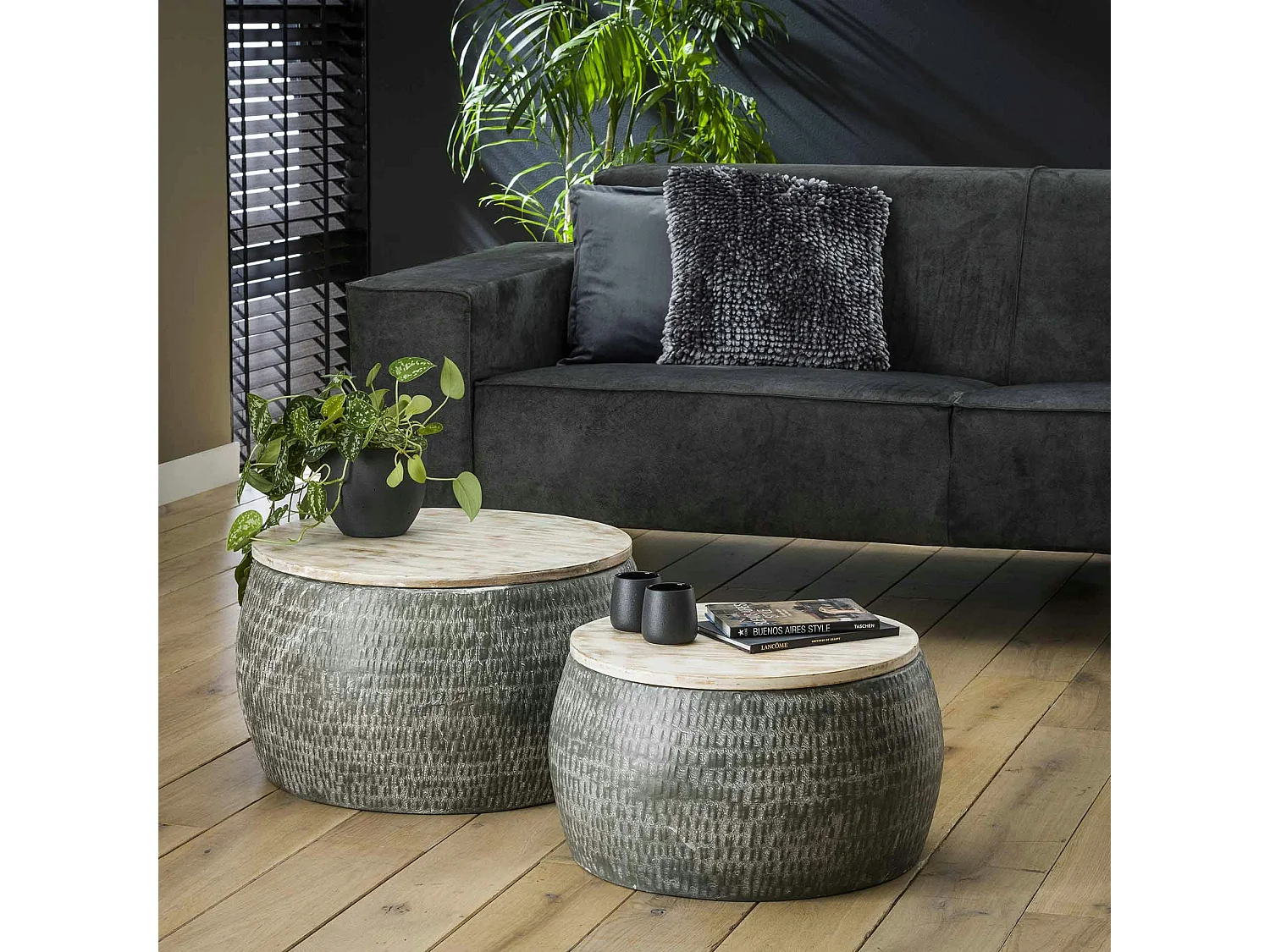 Table basse ronde acier martelé manguier (2 pièces)