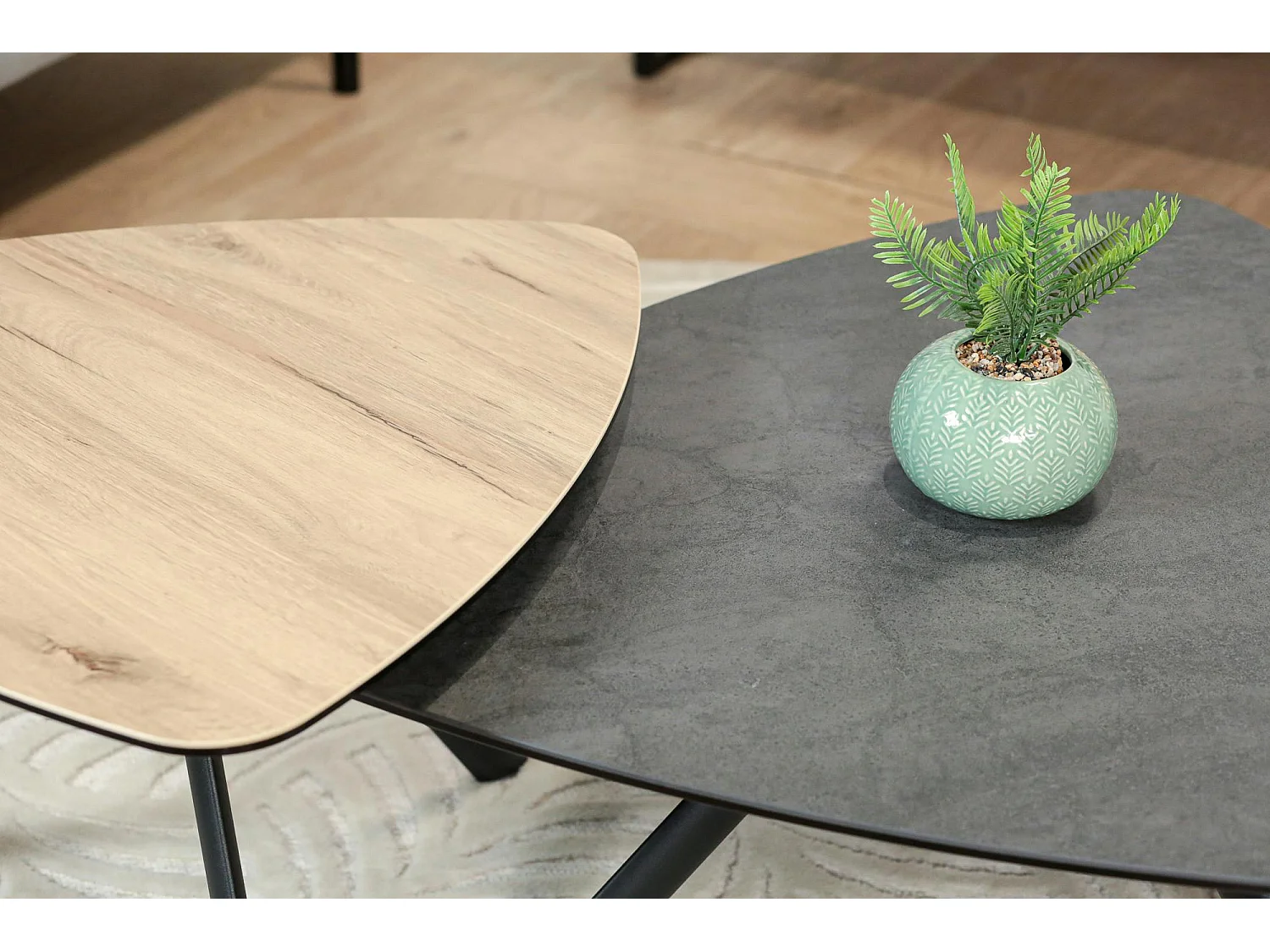 Table basse gigogne en céramique forme design (lot de 2 pièces) LOMBARDIE