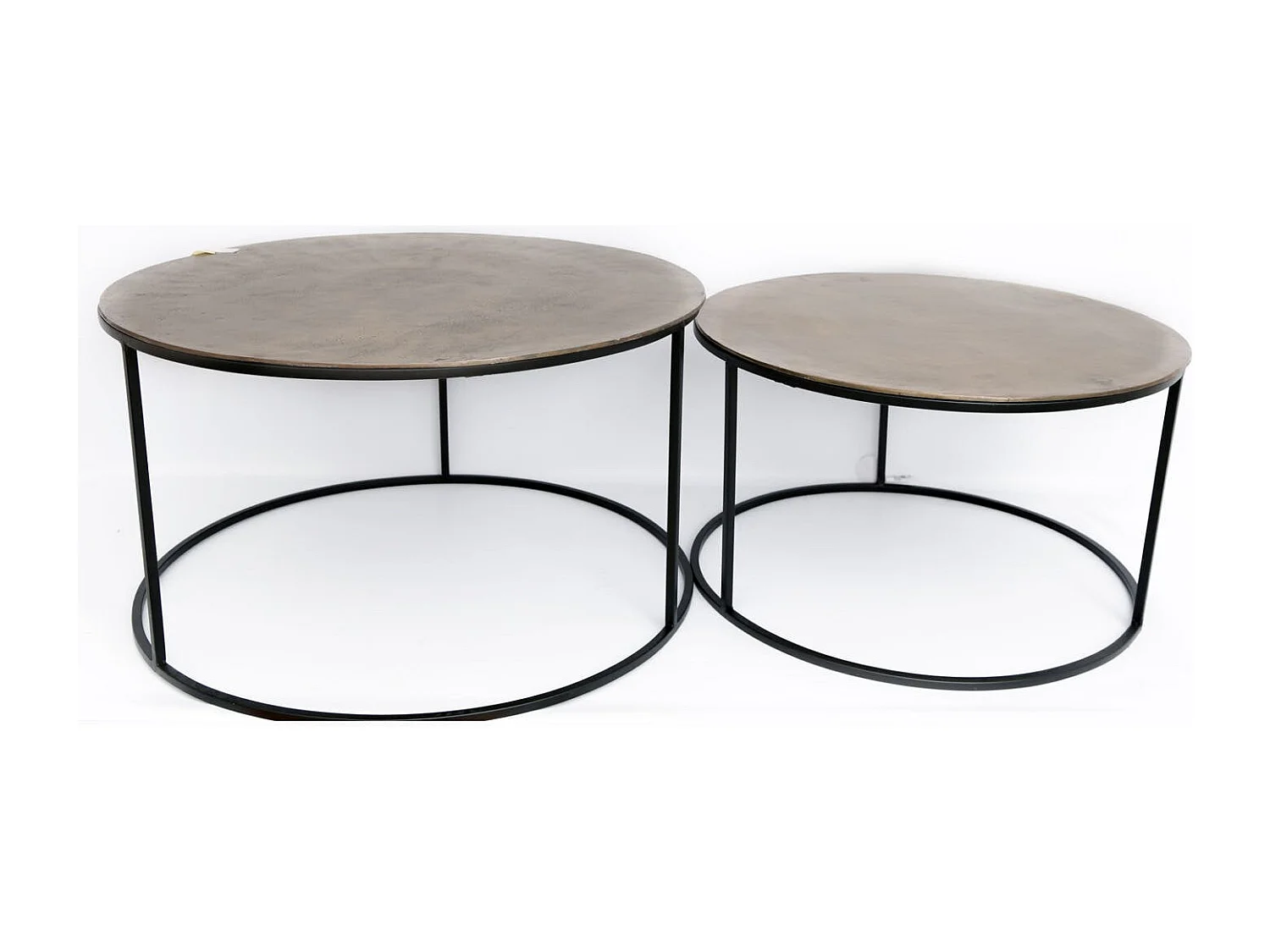Table gigogne ronde en métal doré (lot de 2)
