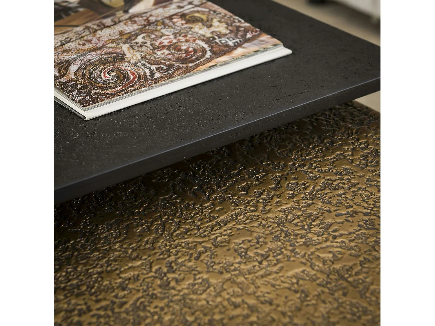 Table gigogne noir et or NOVA (lot de 2 pièces)