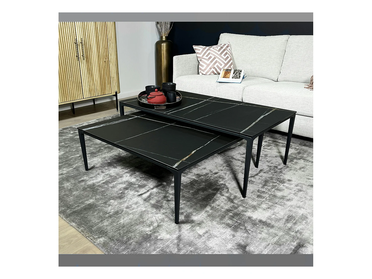 Table basse gigogne en céramique noire marbrée (lot de 2) LOMBARDIE