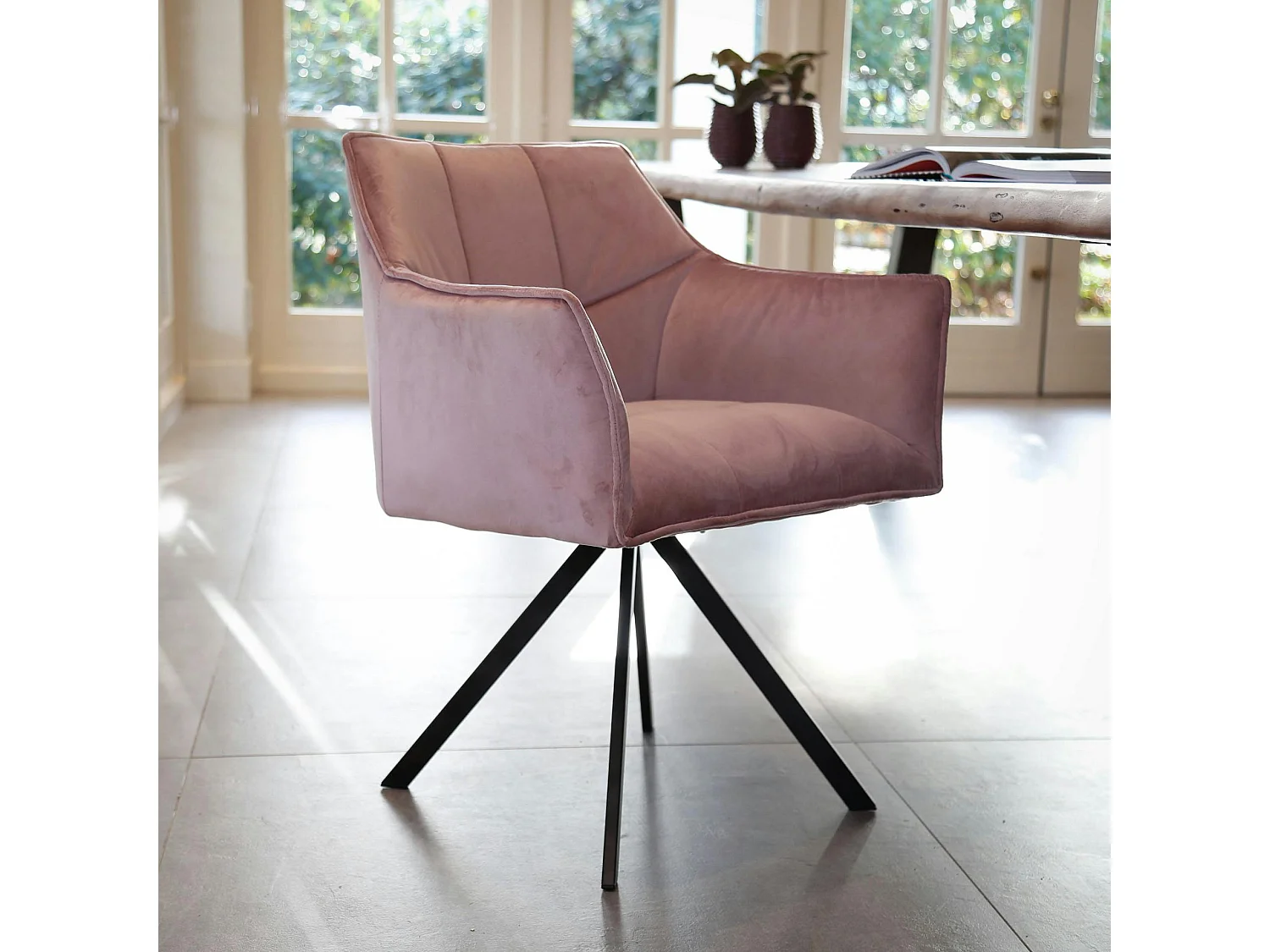 Fauteuil pivotant velours rose pied étoile MELBOURNE (lot de 2)