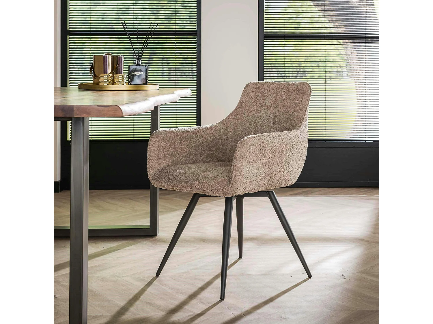 Fauteuil pivotant de salle à manger en bouclette sable (lot de 2) GALWAY