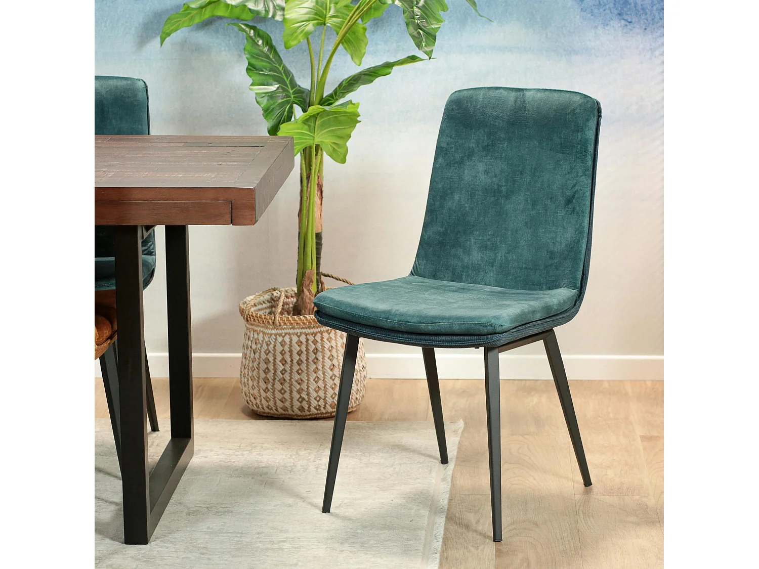 Chaise en velours bleu à double coussinage (lot de 2) OKA