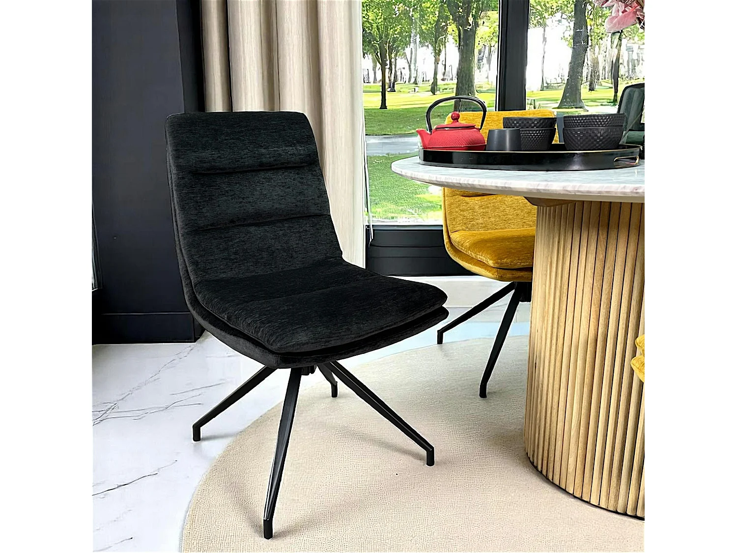 Chaise de salle à manger pivotante en velours noir (lot de 2) PALERME