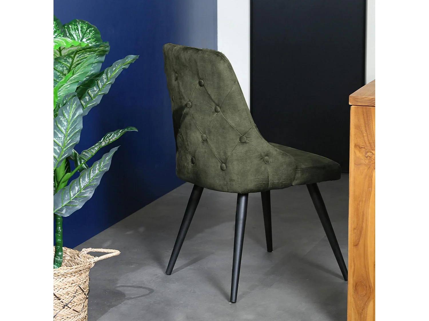 Chaise en velours vert kaki (lot de 2) MALMOE