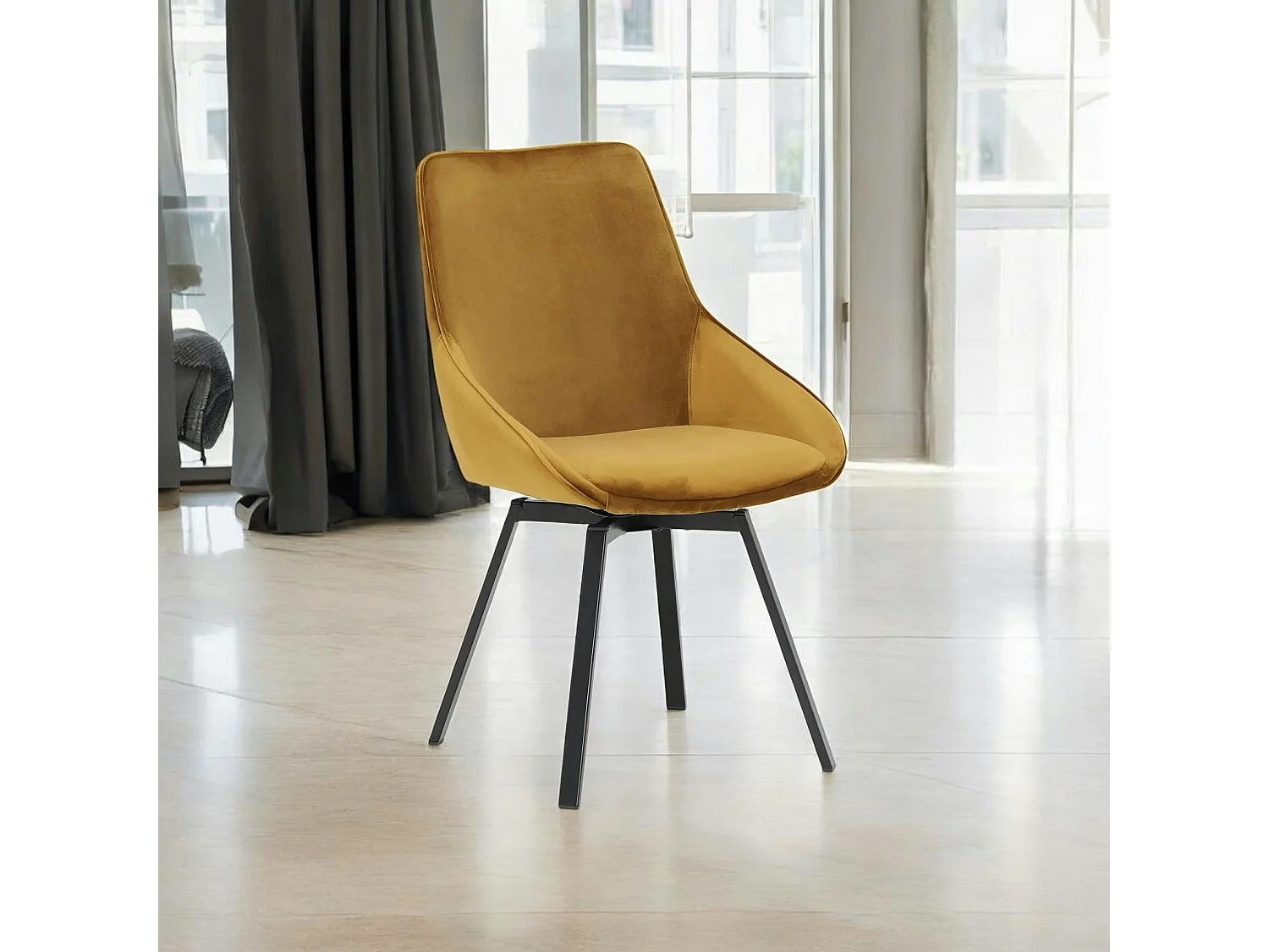 Chaise pivotante moderne en velours doré OKA (Lot de 2)