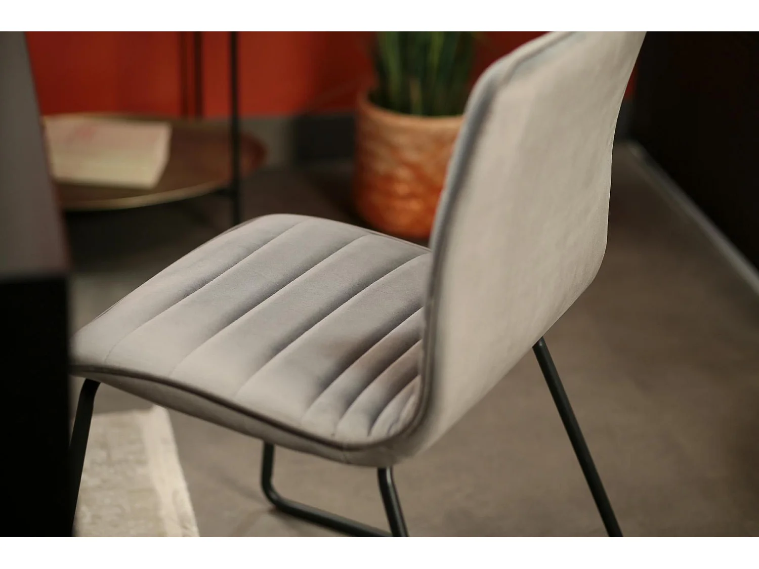 Chaise grise motif ligne (lot de 2) BURGOS