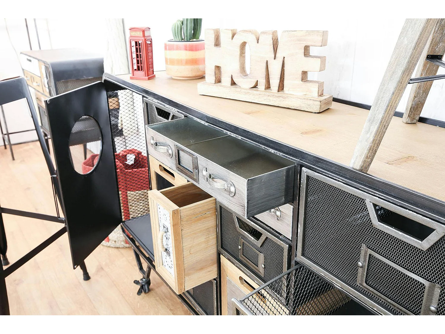 Commode industrielle métal bois sur roulettes Lamphun