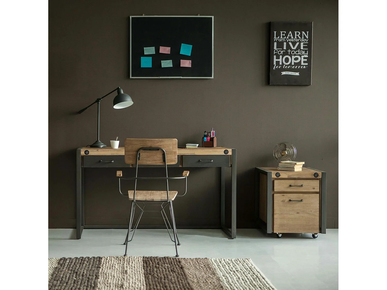 Bureau Inspiration Indus' en Acacia et Métal 3 tiroirs métal 140x60x78,5cm BROOKLYN