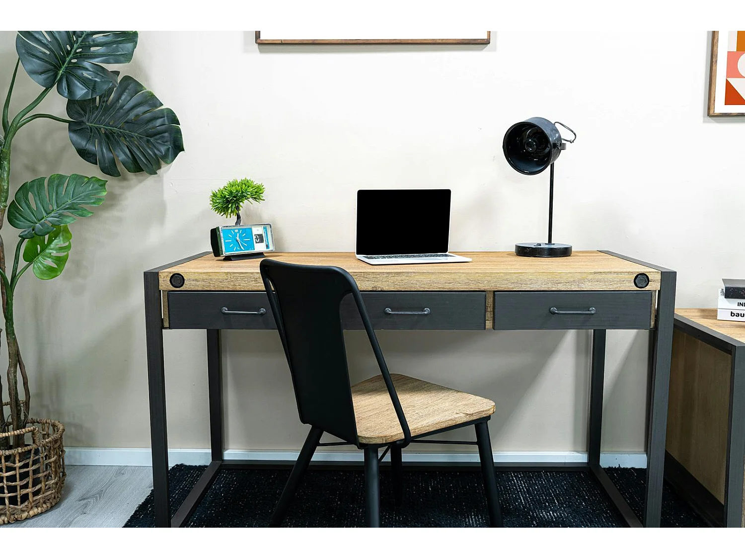 Bureau Inspiration Indus' en Acacia et Métal 3 tiroirs métal 140x60x78,5cm BROOKLYN