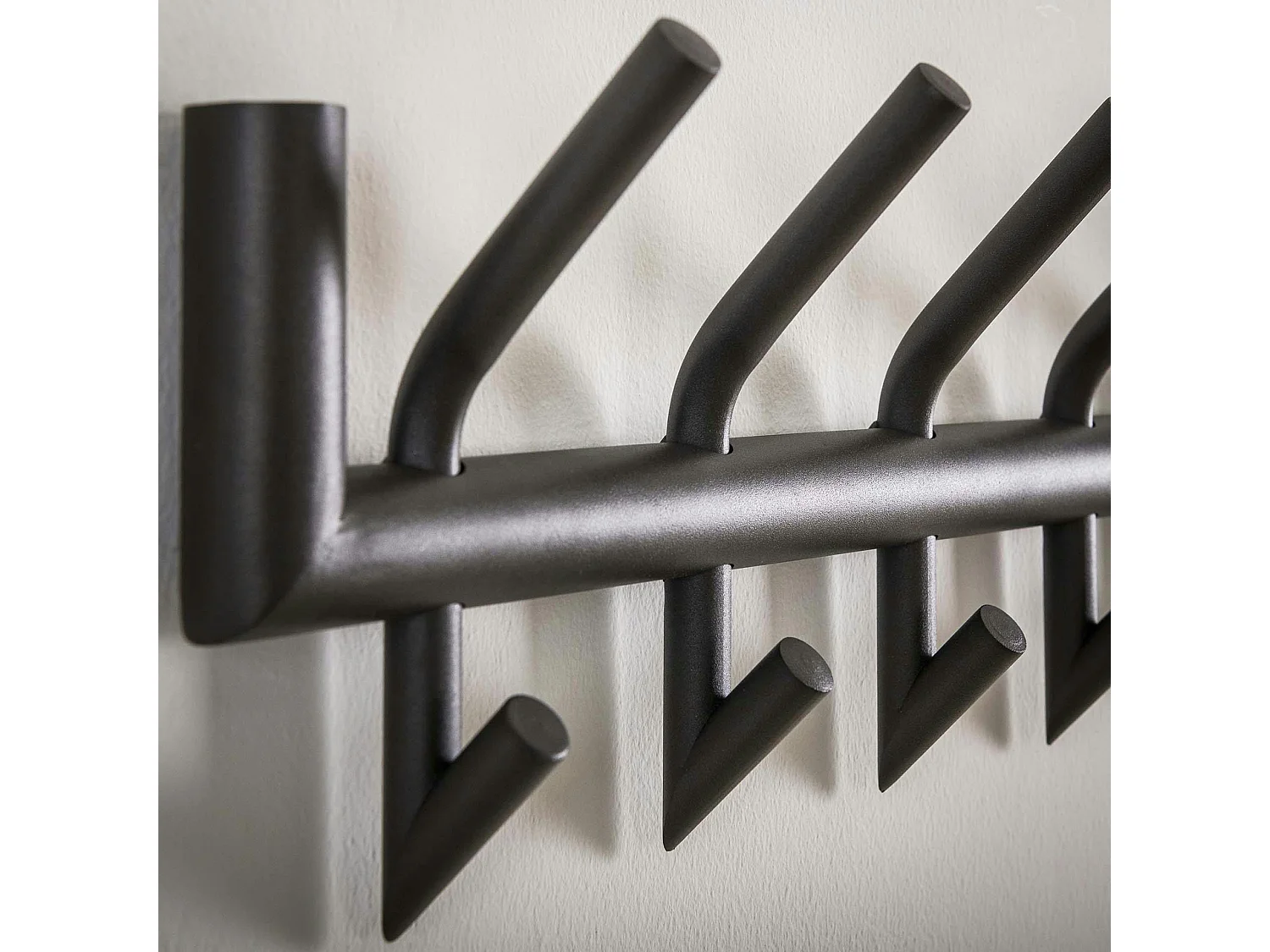 Portemanteau mural anthracite 16 patères RALF