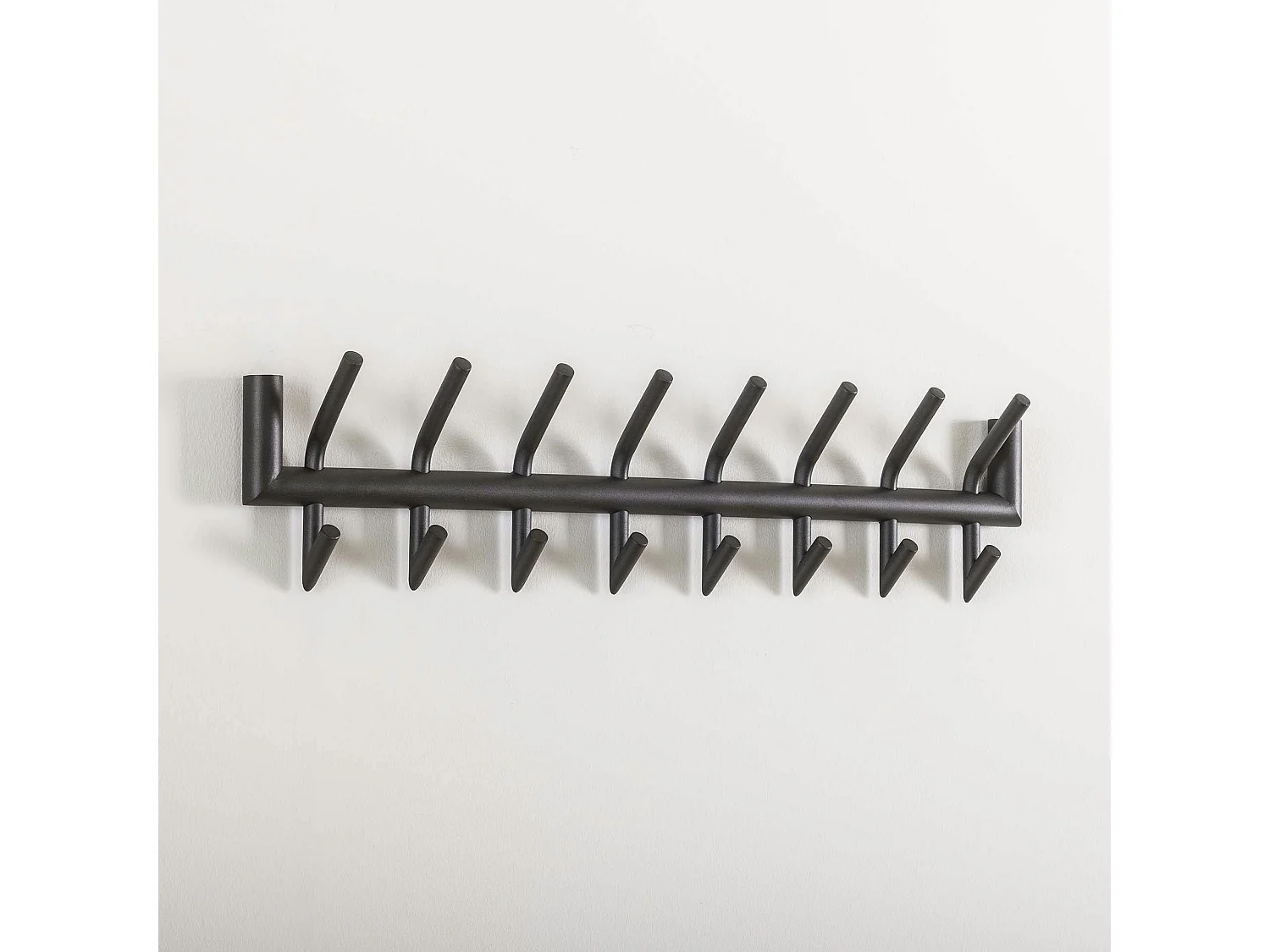 Portemanteau mural anthracite 16 patères RALF