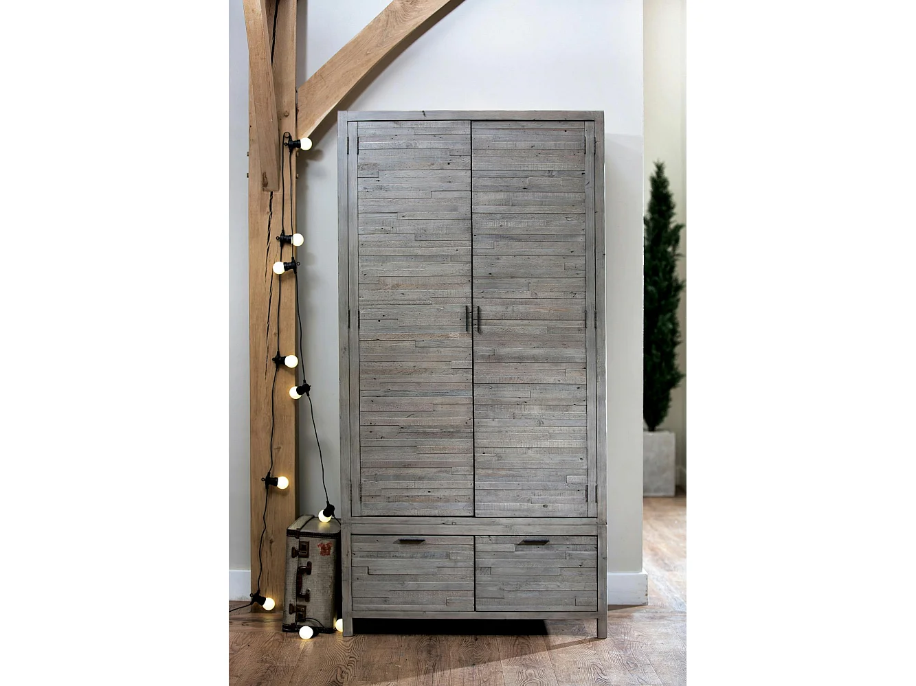 Armoire penderie bois recyclé grisé SIENNE