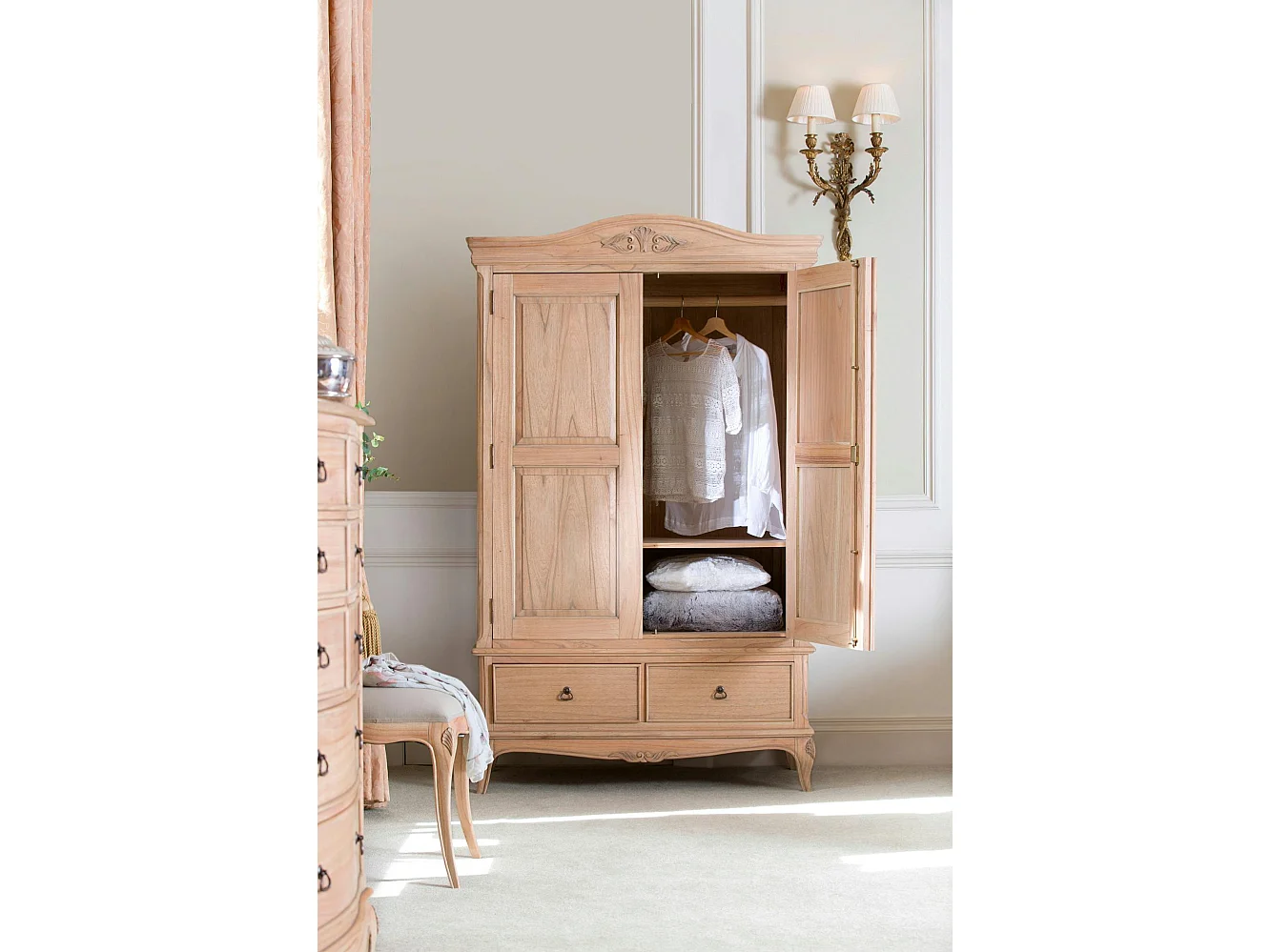 Armoire 2 portes romantique BLOIS