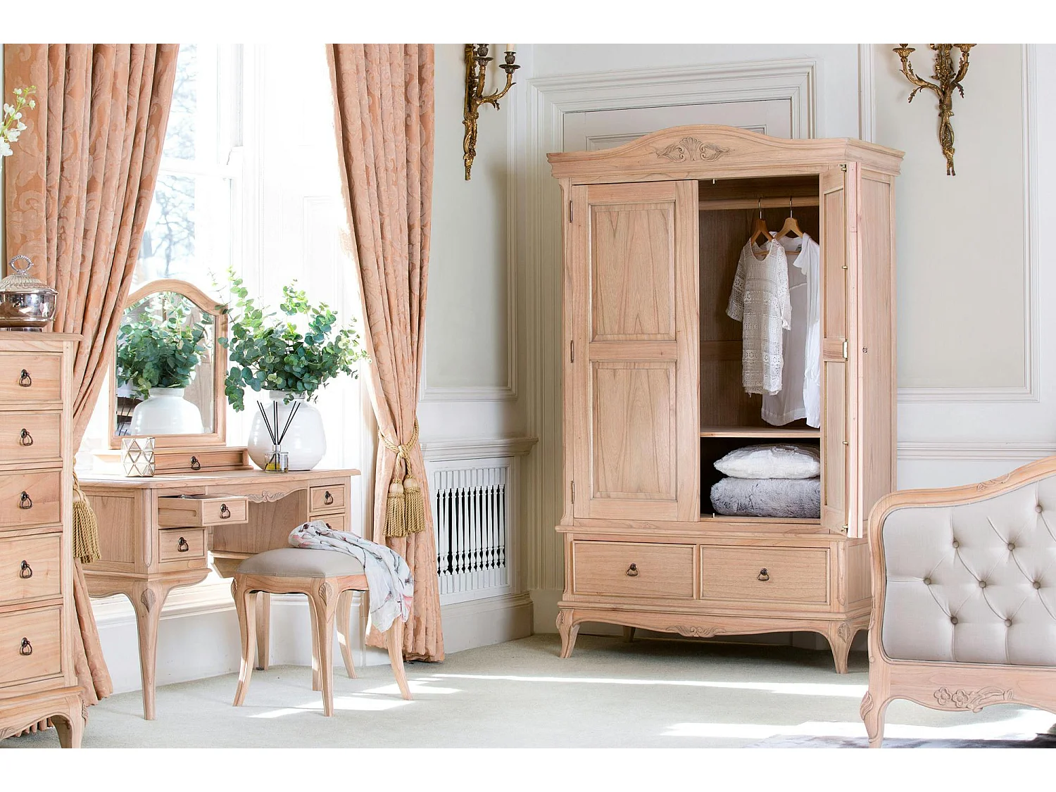 Armoire 2 portes romantique BLOIS