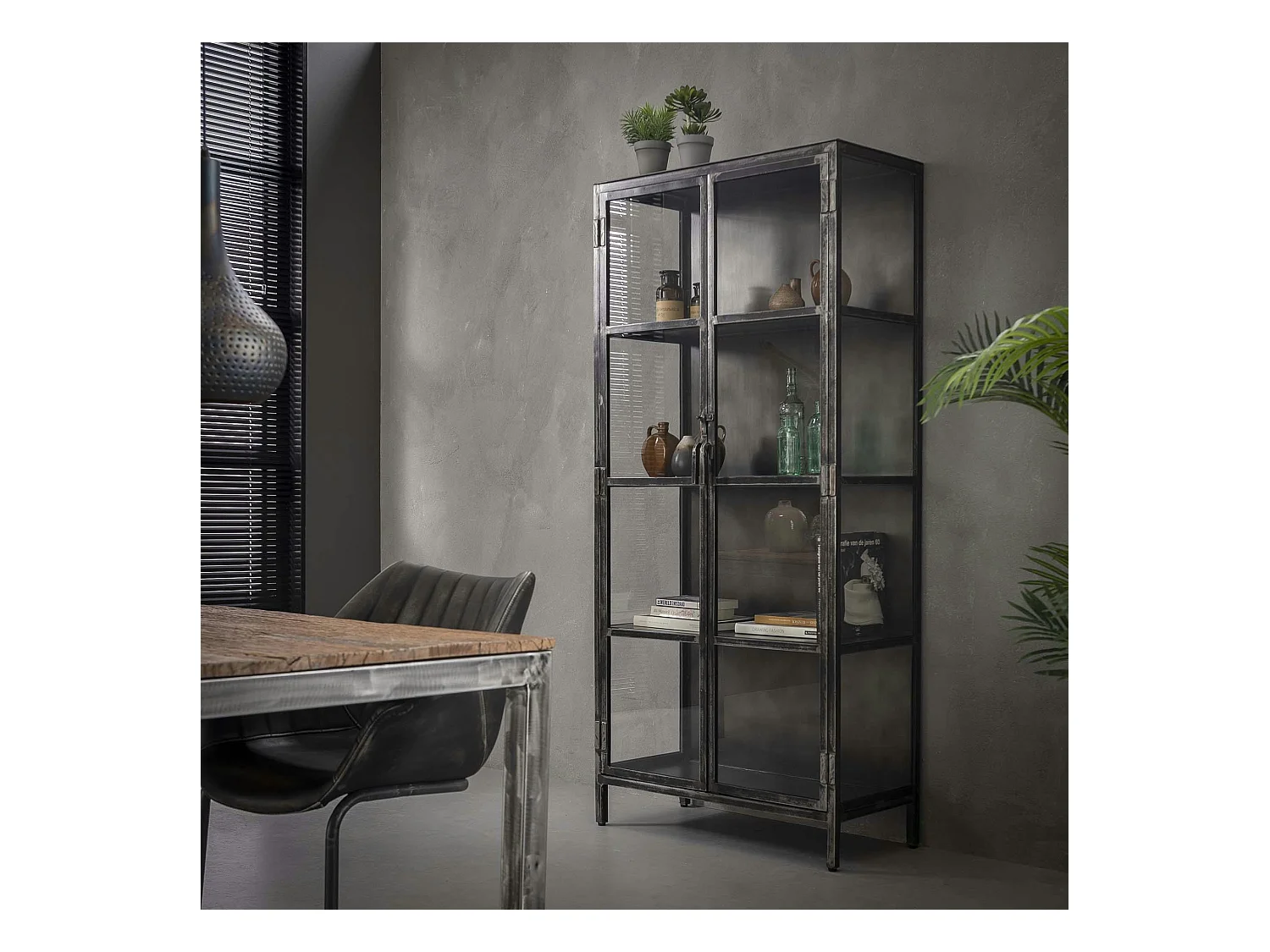 Vitrine industrielle métal verre ROADIES