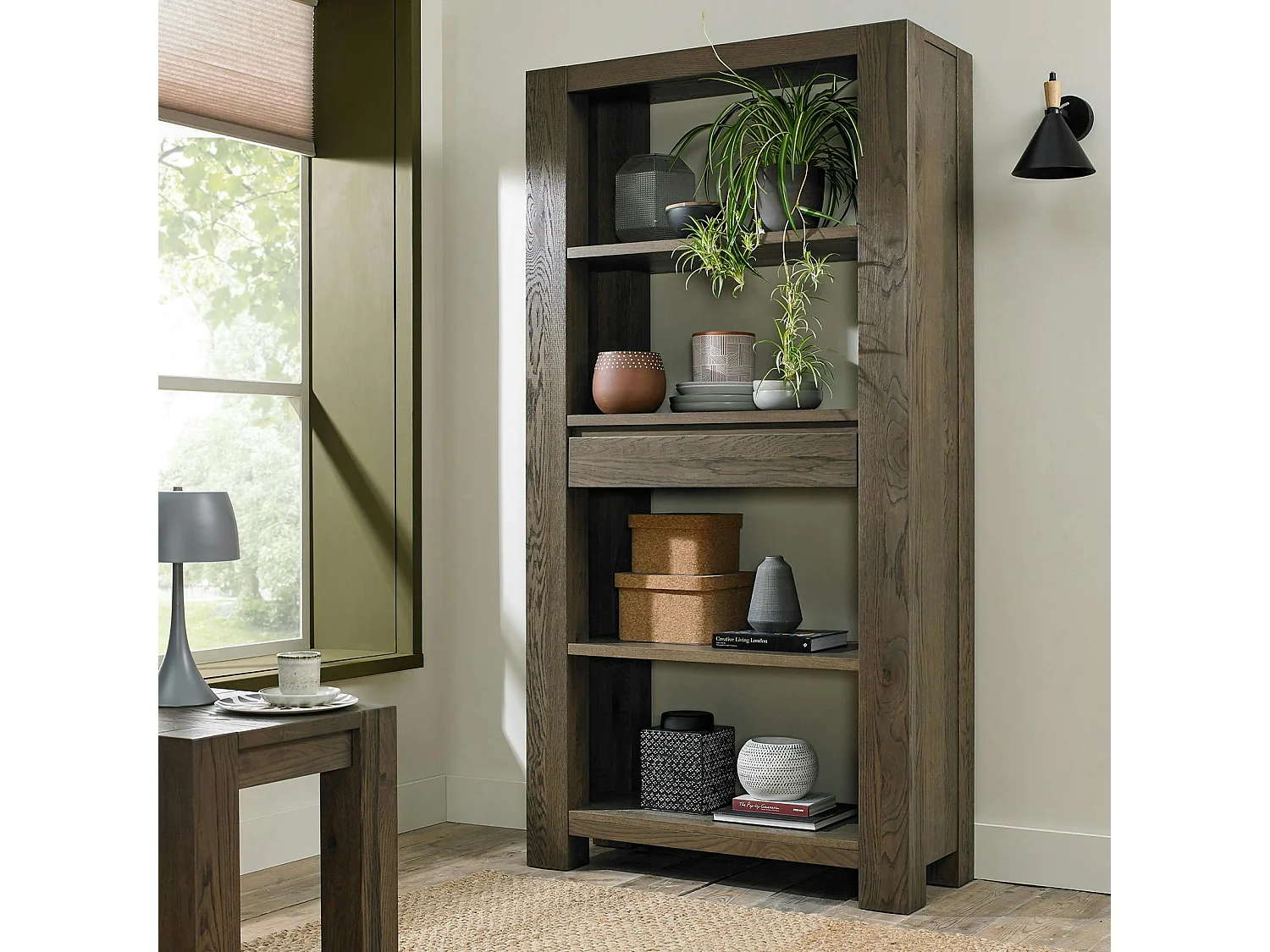 Bibliothèque étagère en bois de chêne fumé ALLEN