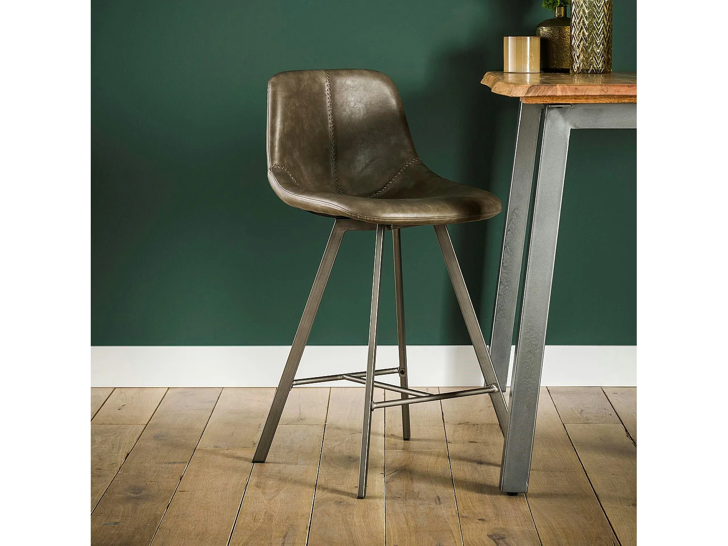 Chaise de bar couture apparente taupe pied étoile HELSINKI