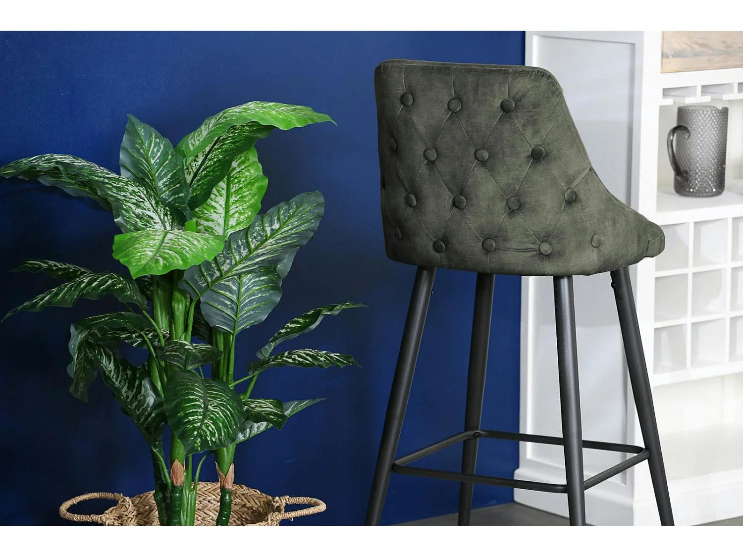 Chaise de bar velours vert kaki (lot de 2) MALMOE