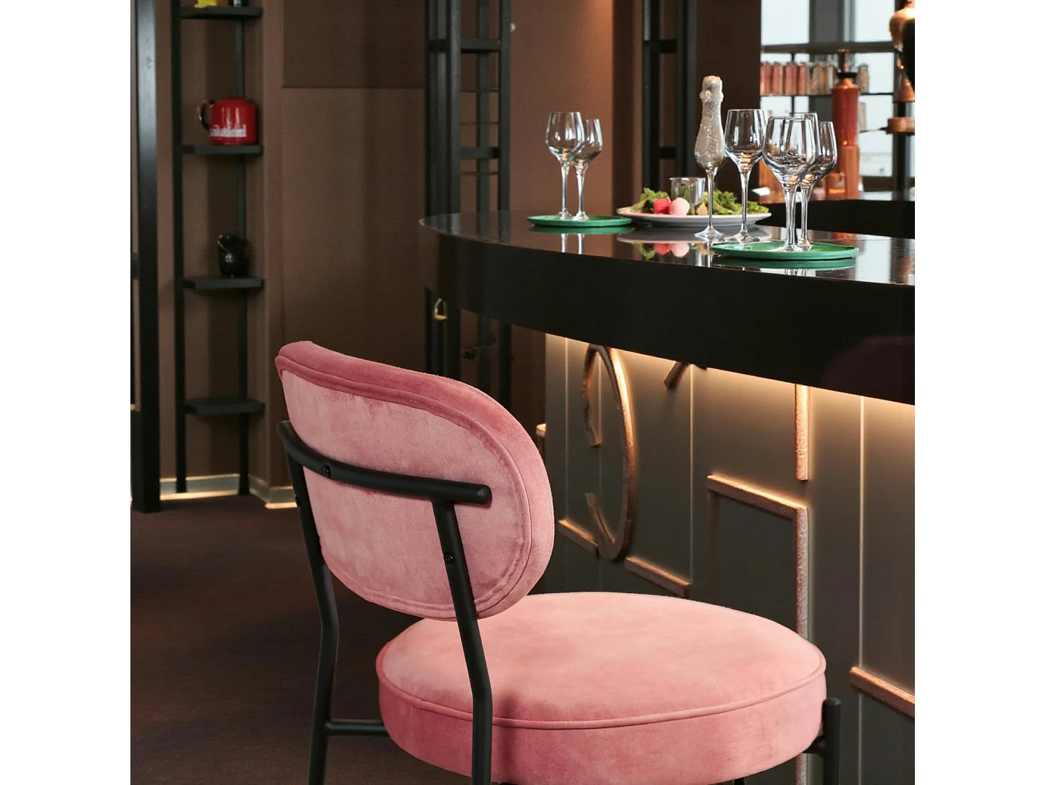 Tabouret de bar design en velours rose pâle FLORENCE (lot 2)
