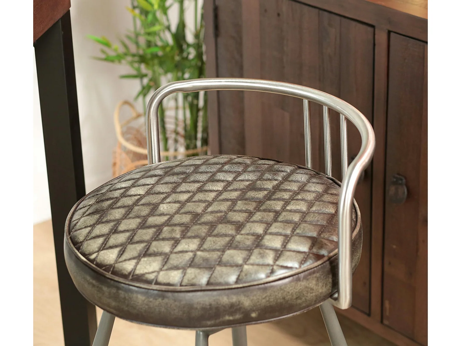 Tabouret de bar industriel brun BRISBANE