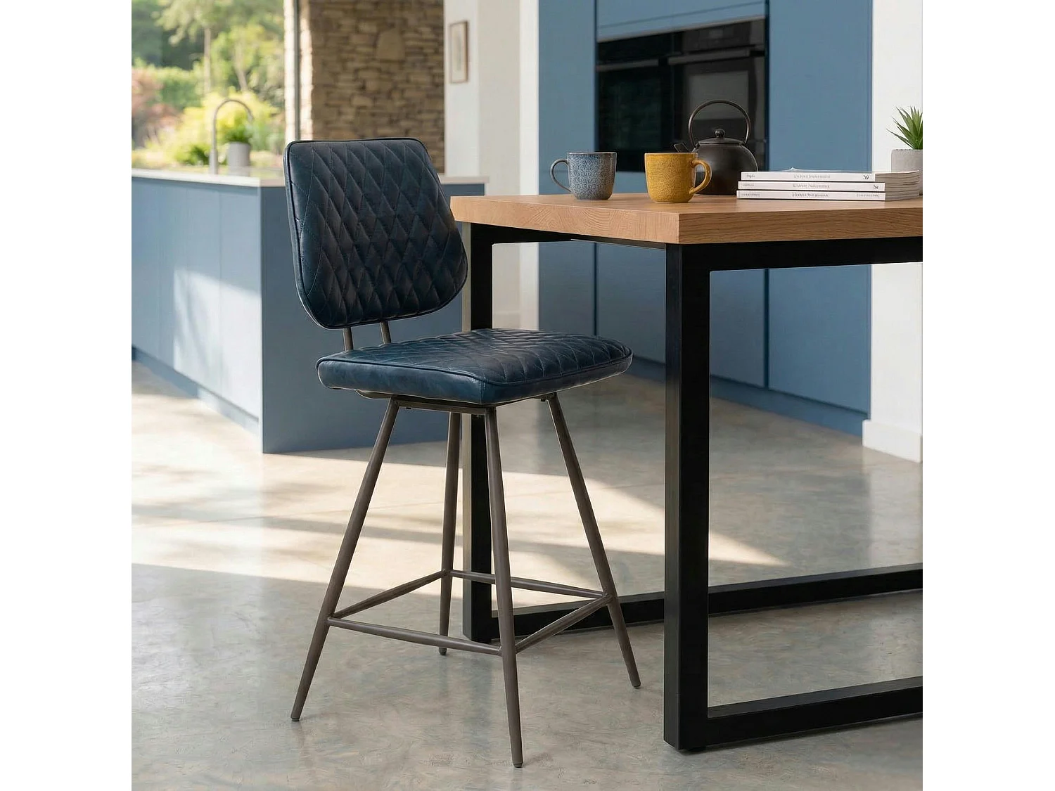 Chaise de bar industrielle bleu foncé SALERNE