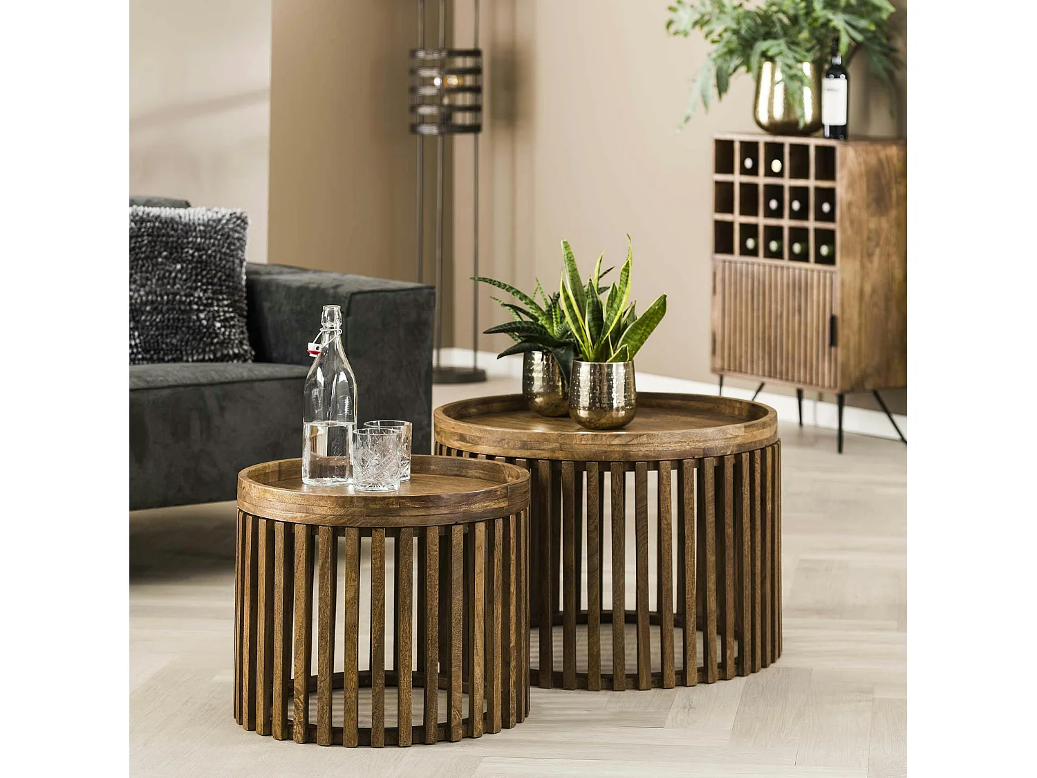 Table basse ronde ajourée en manguier (lot de 2) DELHI