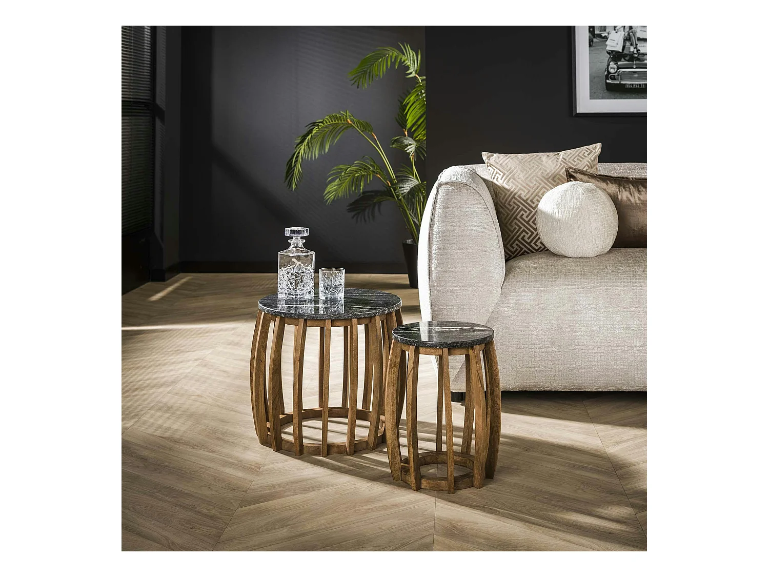 Bout de canapé en marbre noir et bois de manguier (lot de 2) DELHI