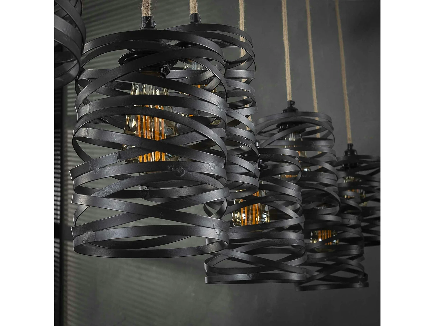 Suspension industrielle effet ruban gris ardoise 7 lampes RALF