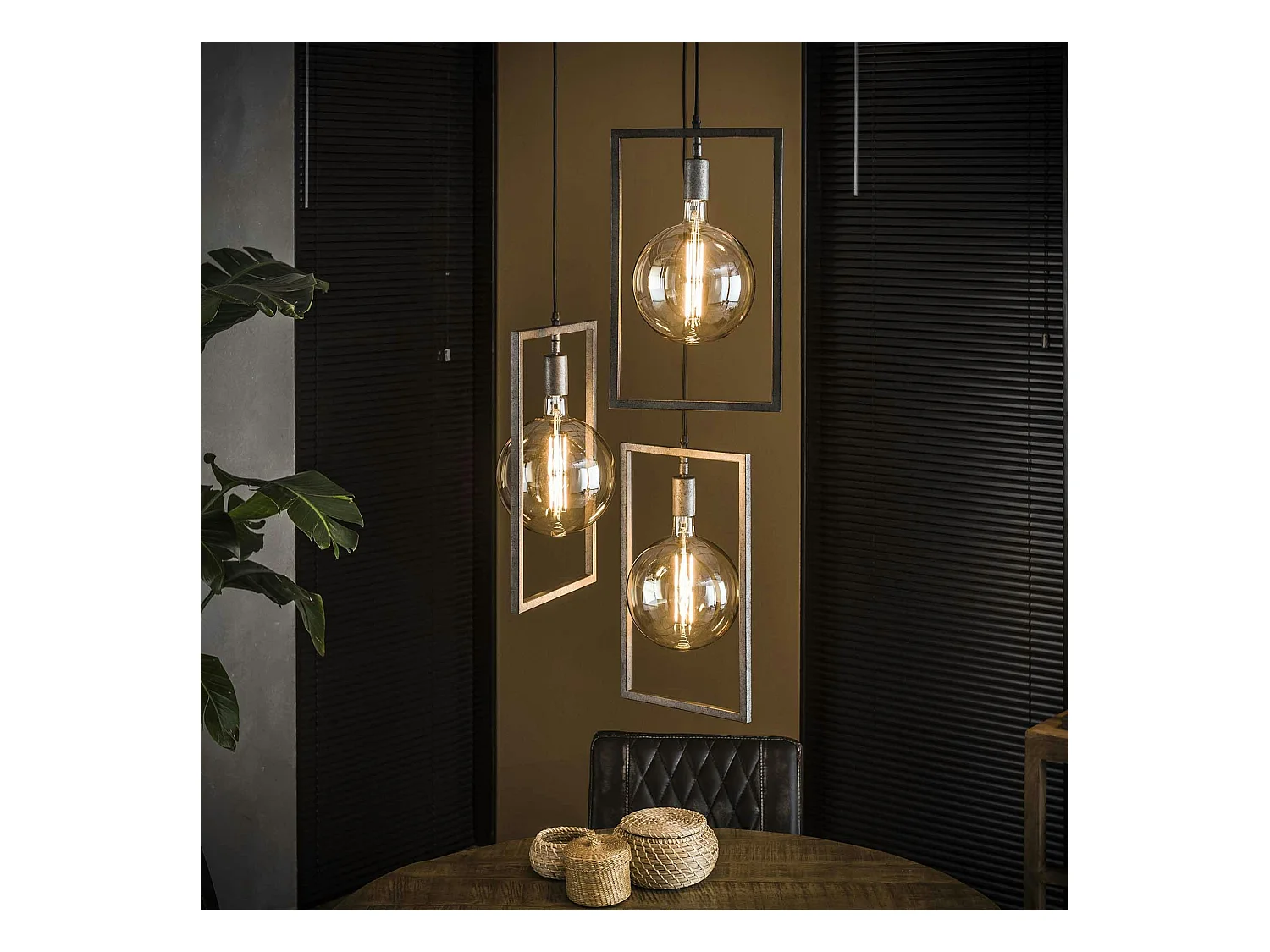 Suspension industrielle graphique 3 lampes cadre métal TRIBECA