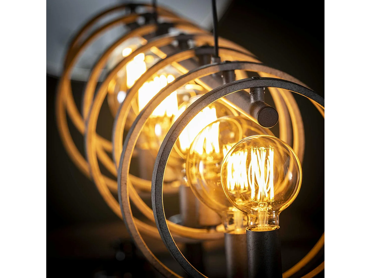 Suspension industrielle 7 lampes cercles finition argent vieilli RALF