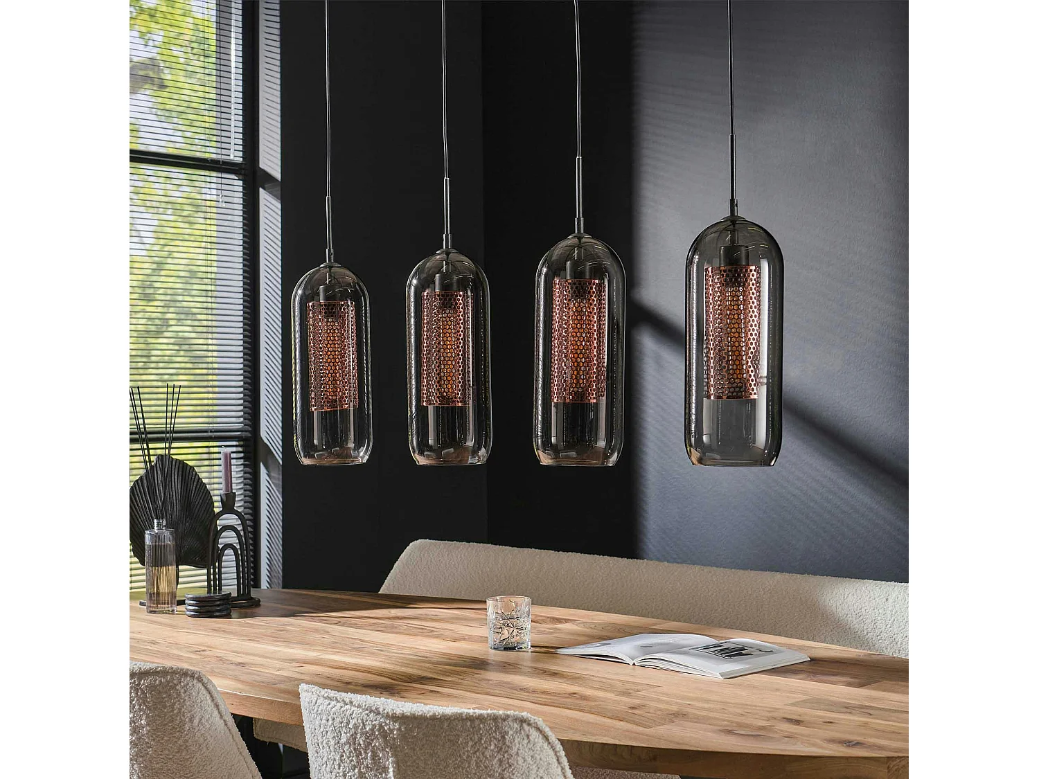 Suspension en verre fumé et métal cuivré 4 lampes horizontales NOVA