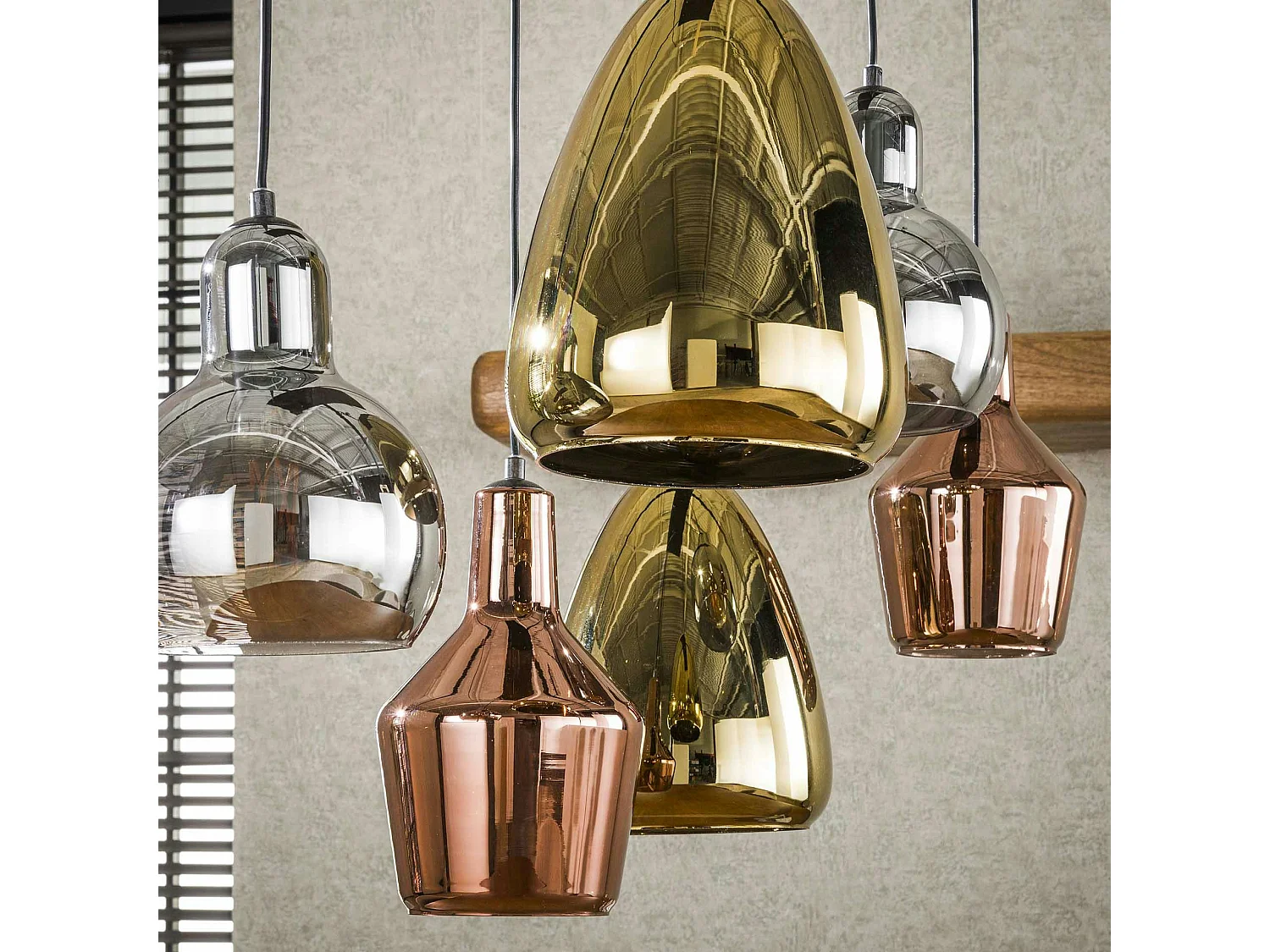 Suspension en verre coloré 6 lampes NOVA