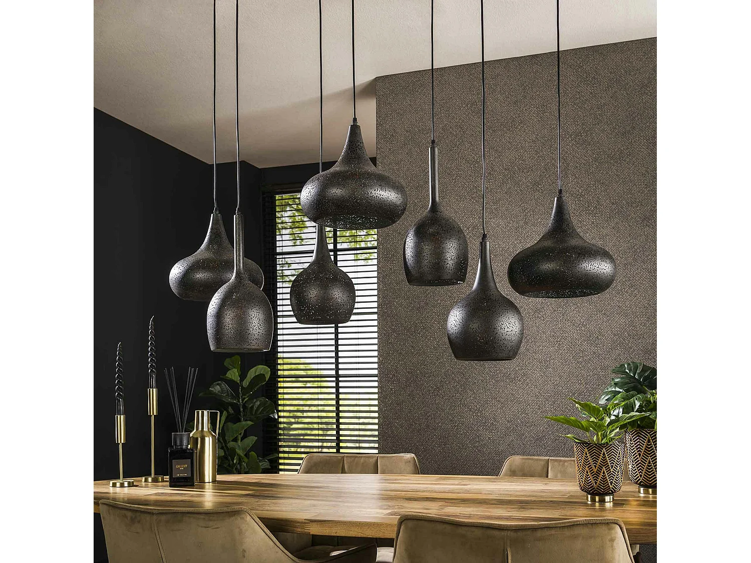 Suspension de table 7 abat-jour métalliques ajourés RALF