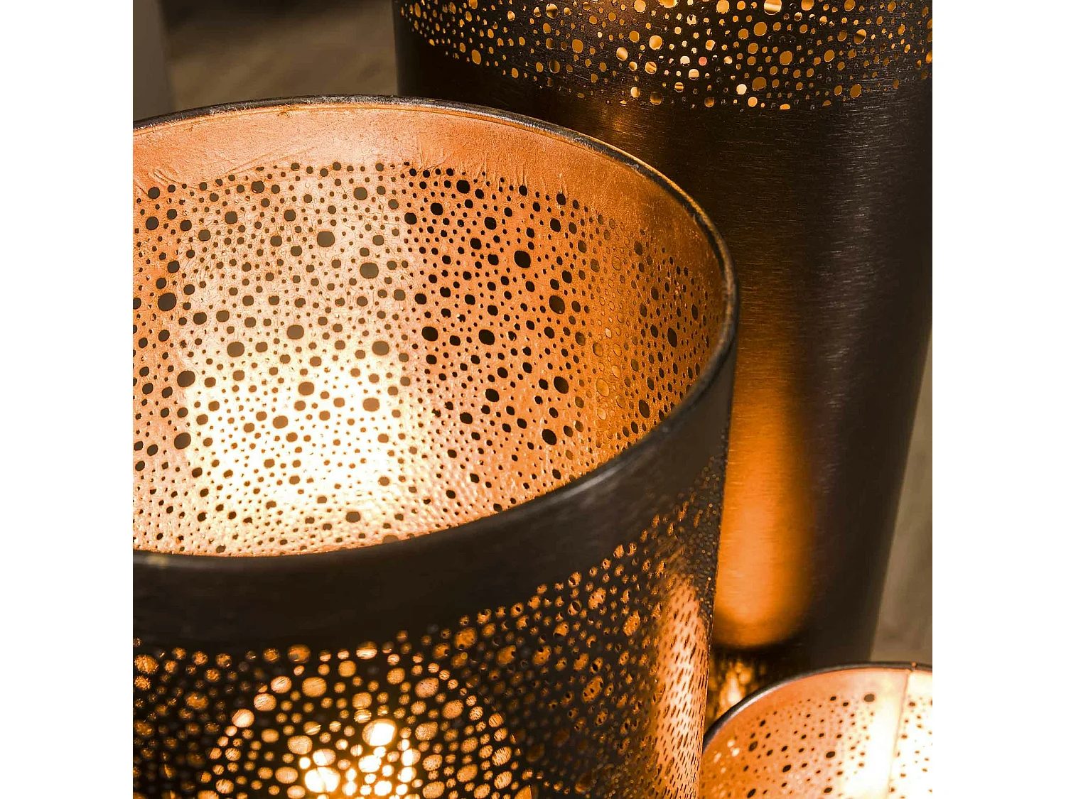 Lampadaire noir effet étoilé 120 cm RALF